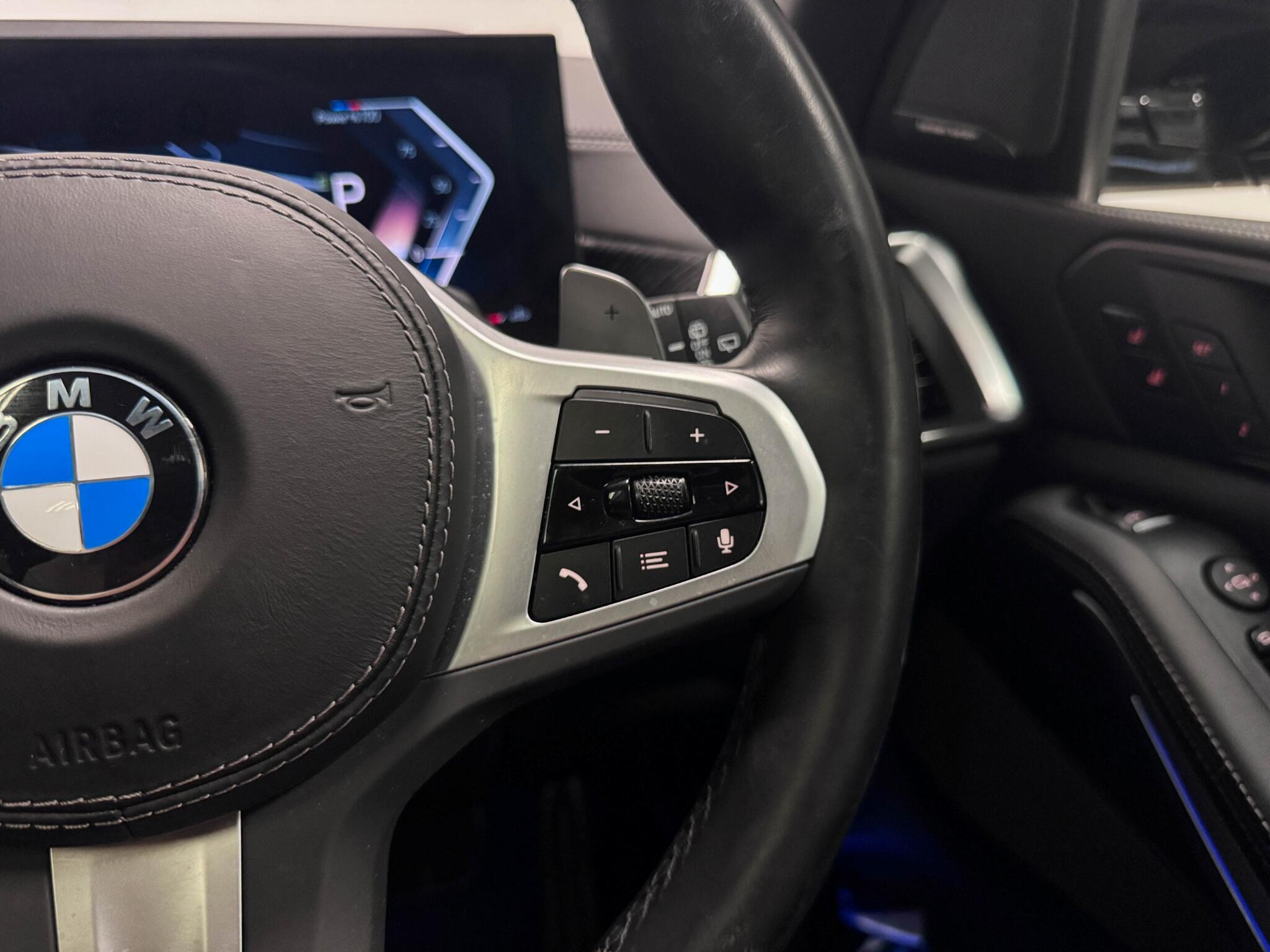 BMW X5 view 18