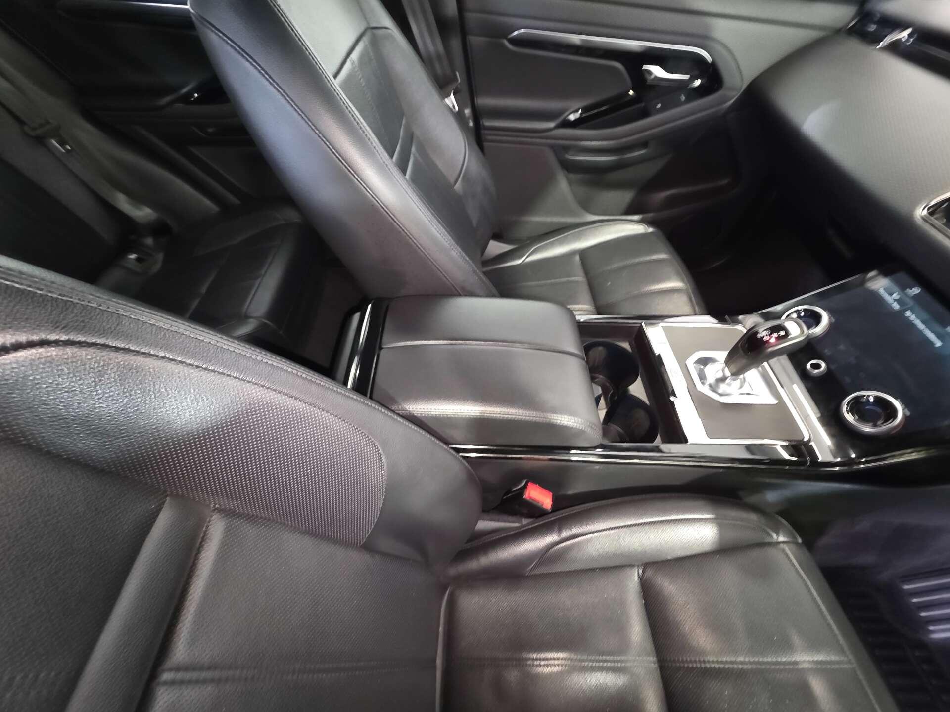 Land Rover Range Rover Evoque view 30