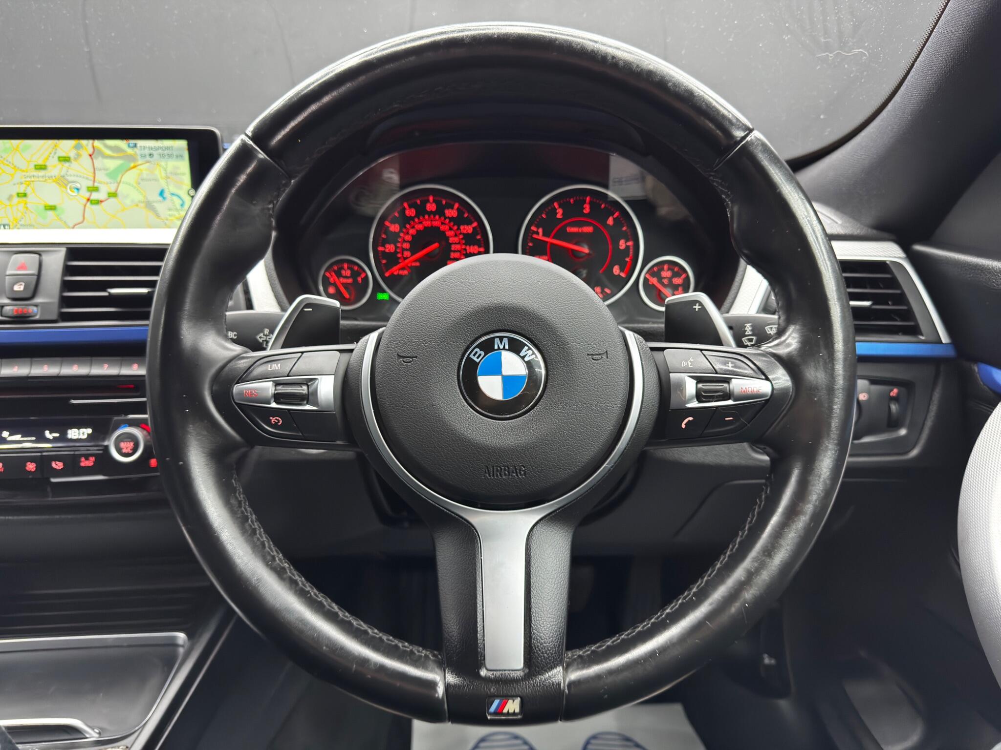 BMW 3 Series view 19