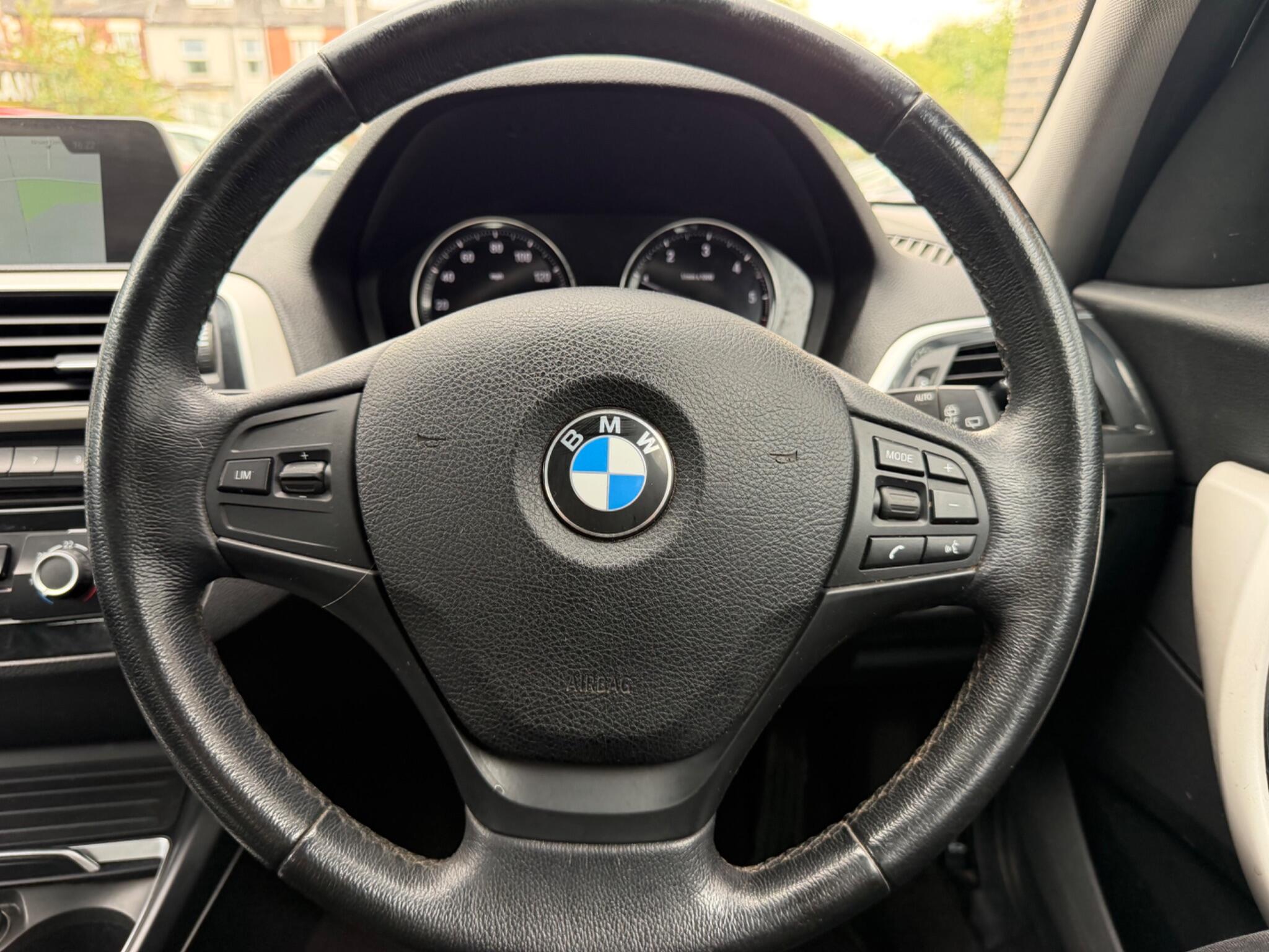 BMW 1 Series view 29