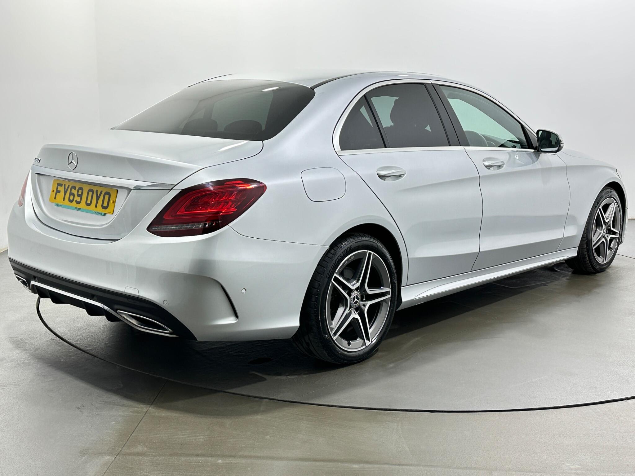 Mercedes-Benz C-Class view 8
