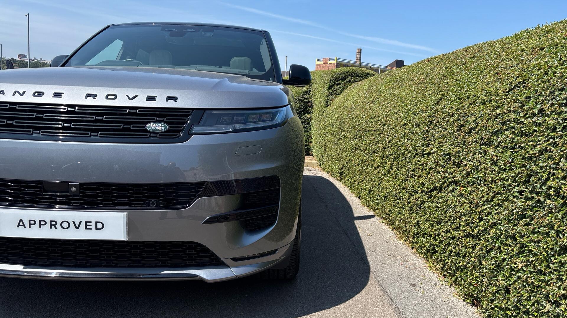 Land Rover Range Rover Sport view 44