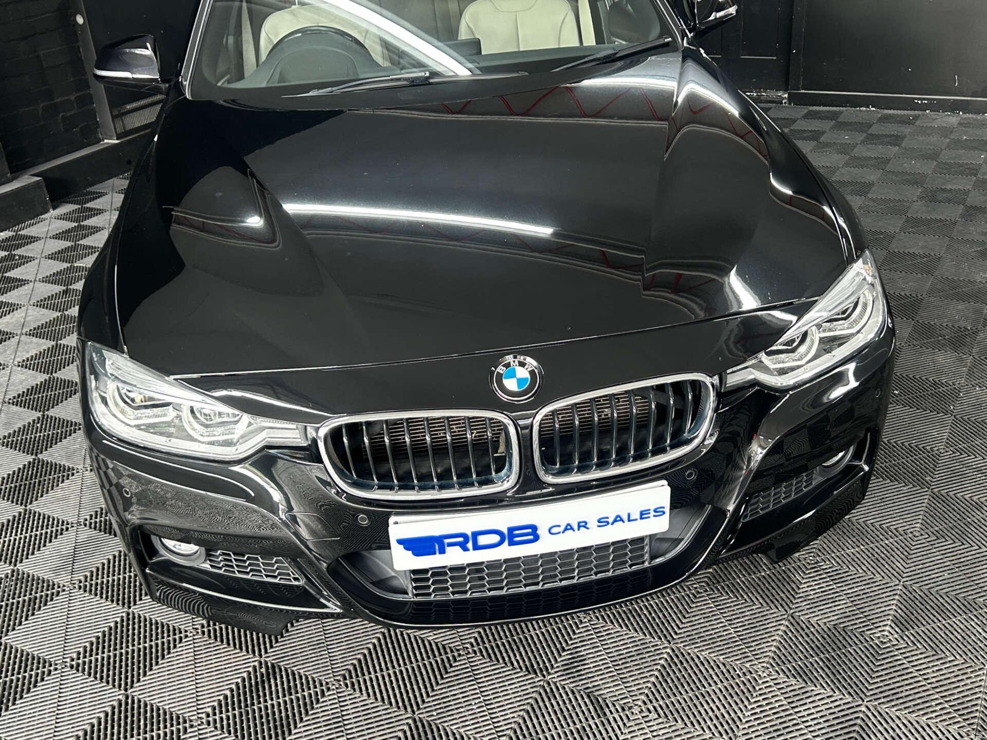 BMW 3 Series view 8