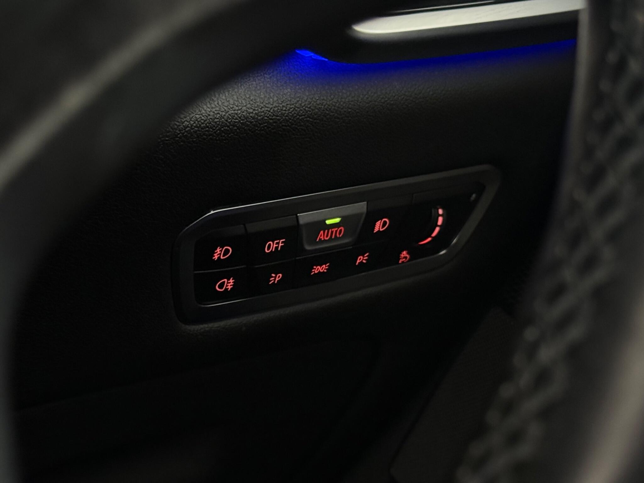BMW X5 view 20