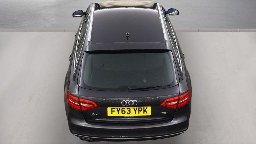 Audi A4 view 10