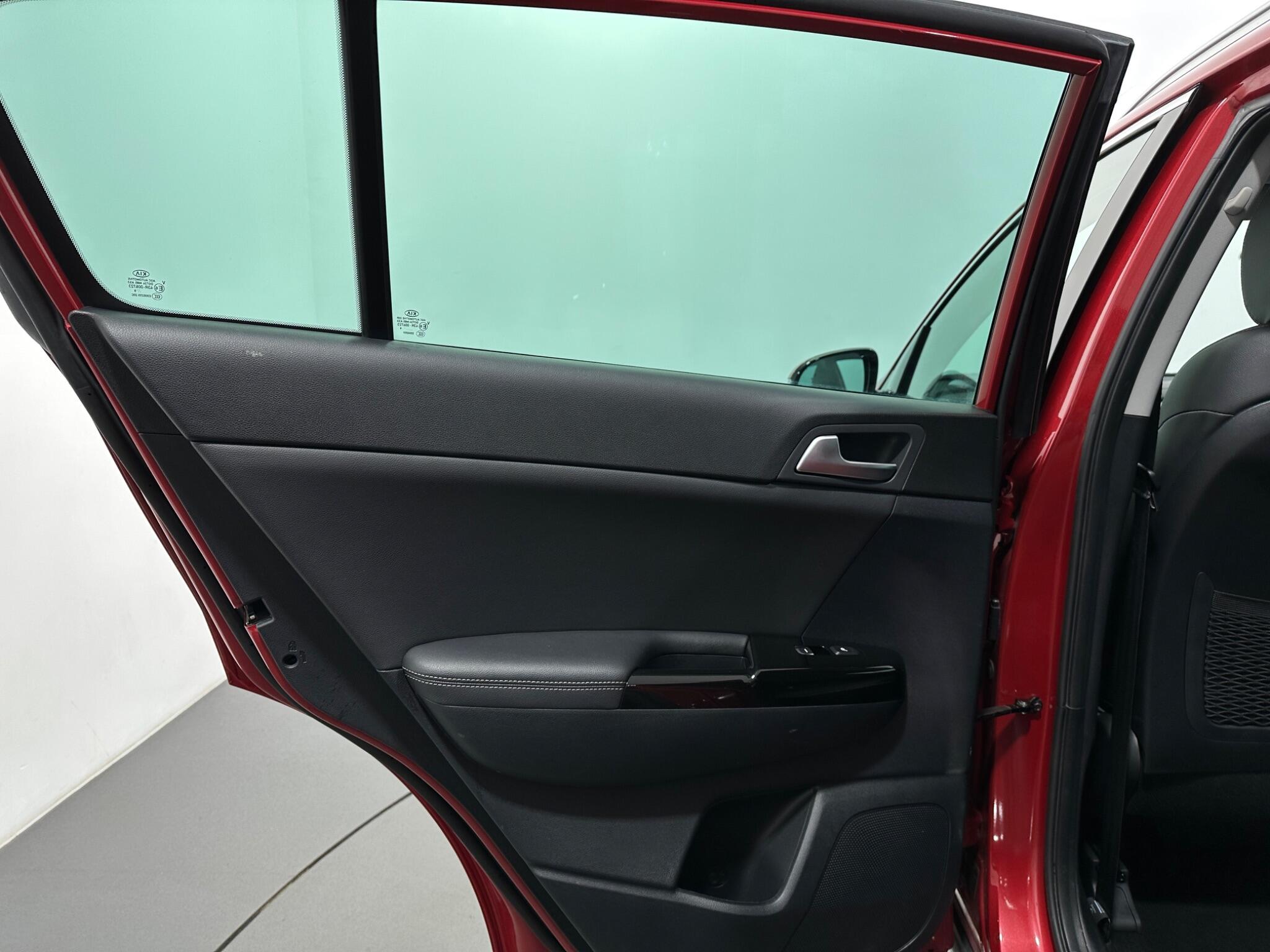 Kia Sportage view 40