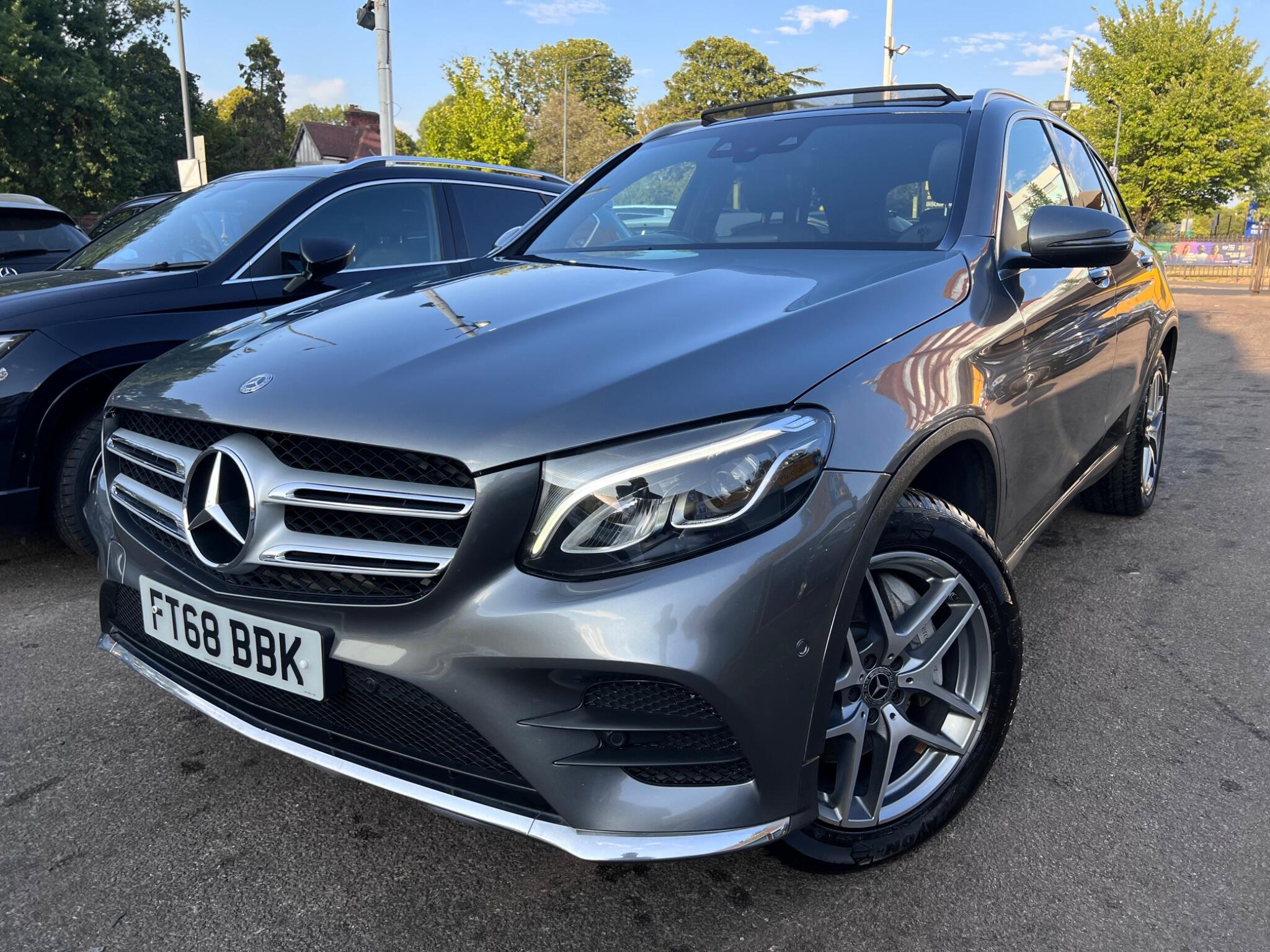 Mercedes-Benz GLC view 7