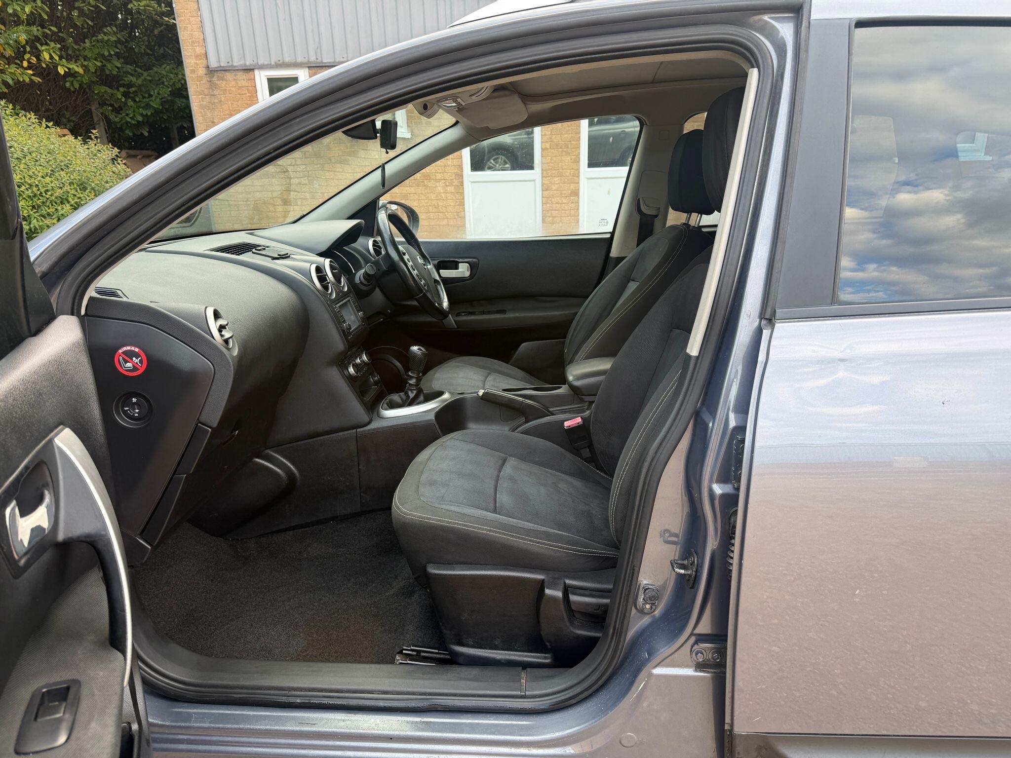Nissan Qashqai+2 view 8