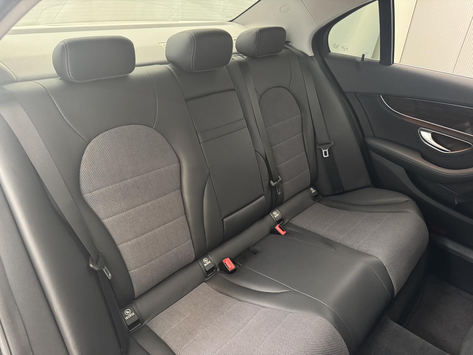 Mercedes-Benz C Class view 46