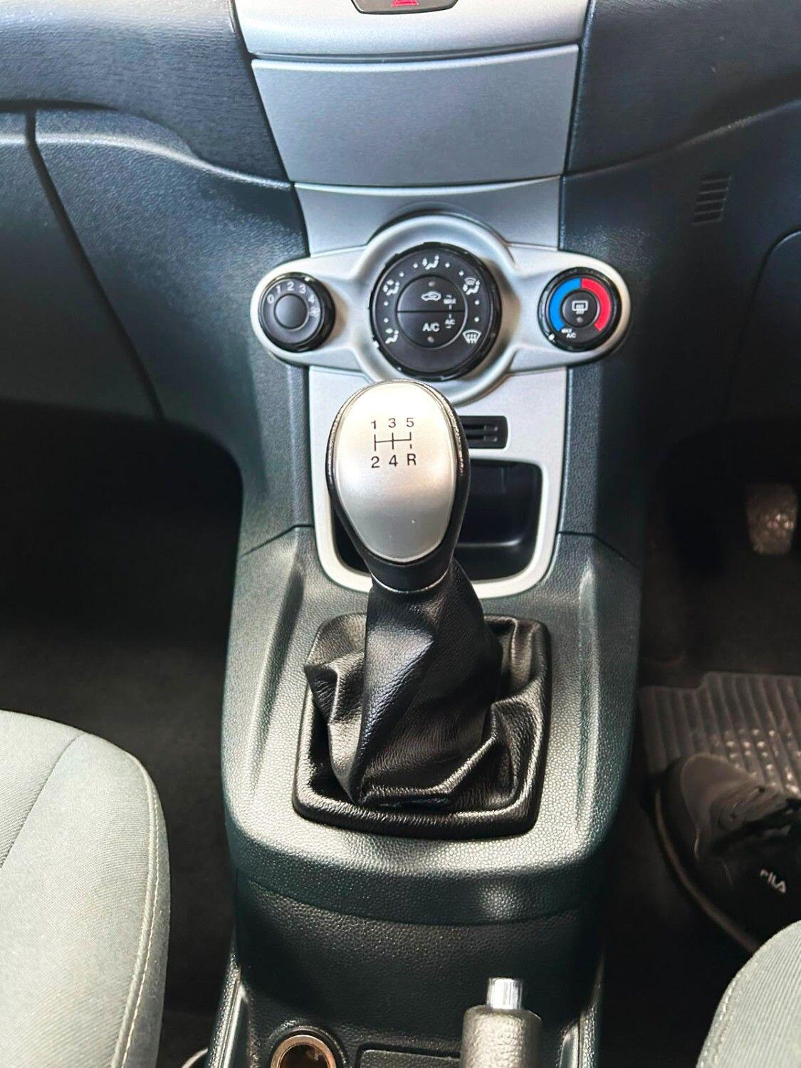 Ford Fiesta view 17