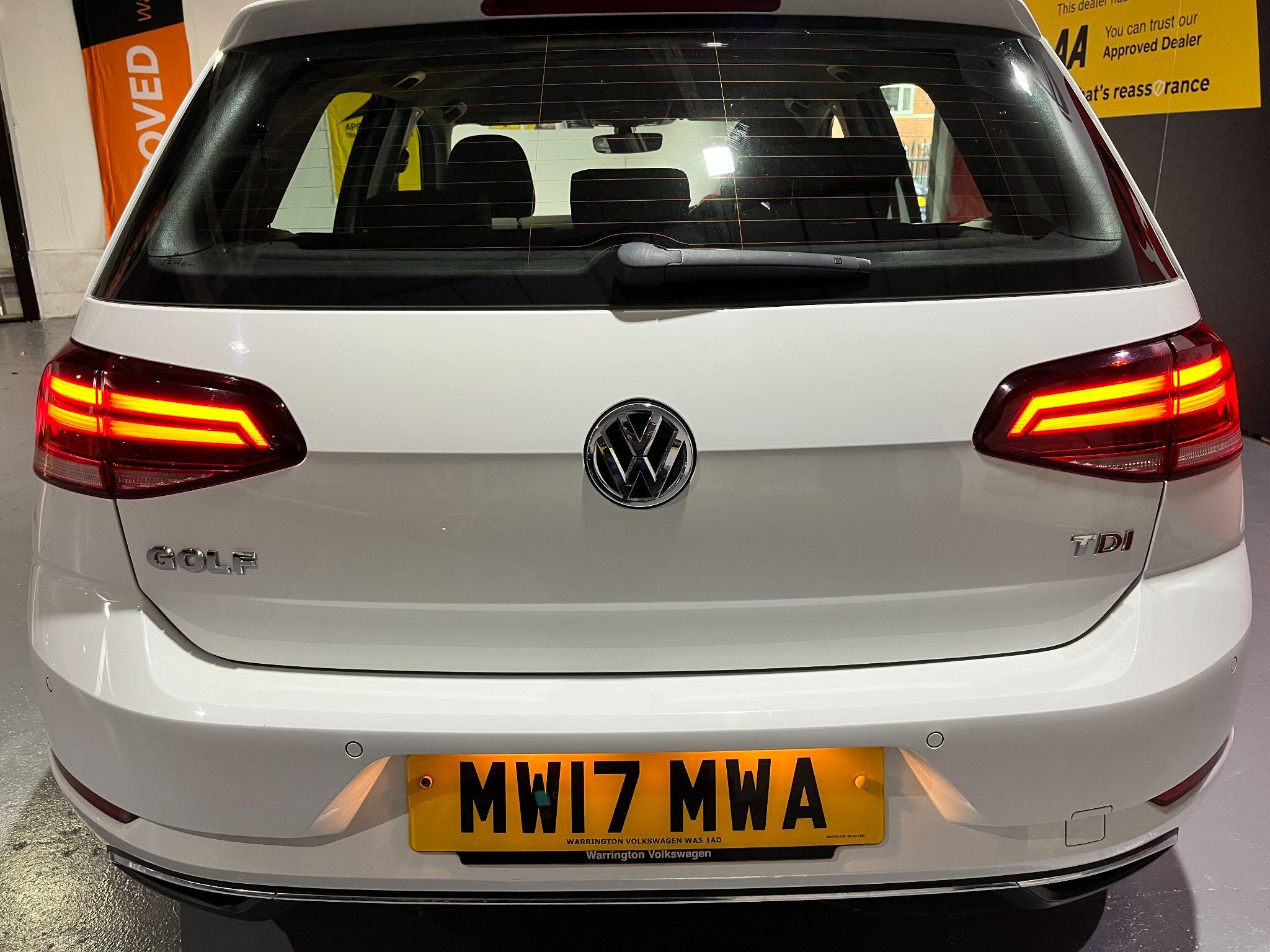 Volkswagen Golf view 65
