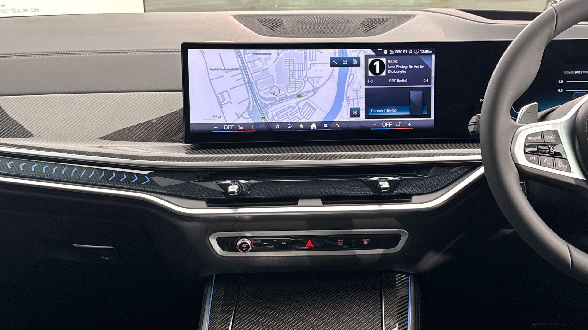 BMW X5 view 8