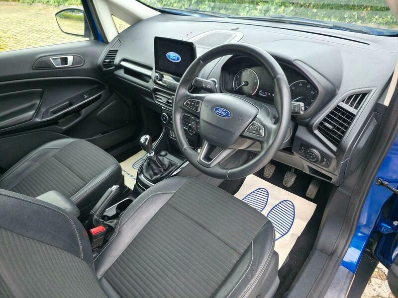 Ford Ecosport view 25