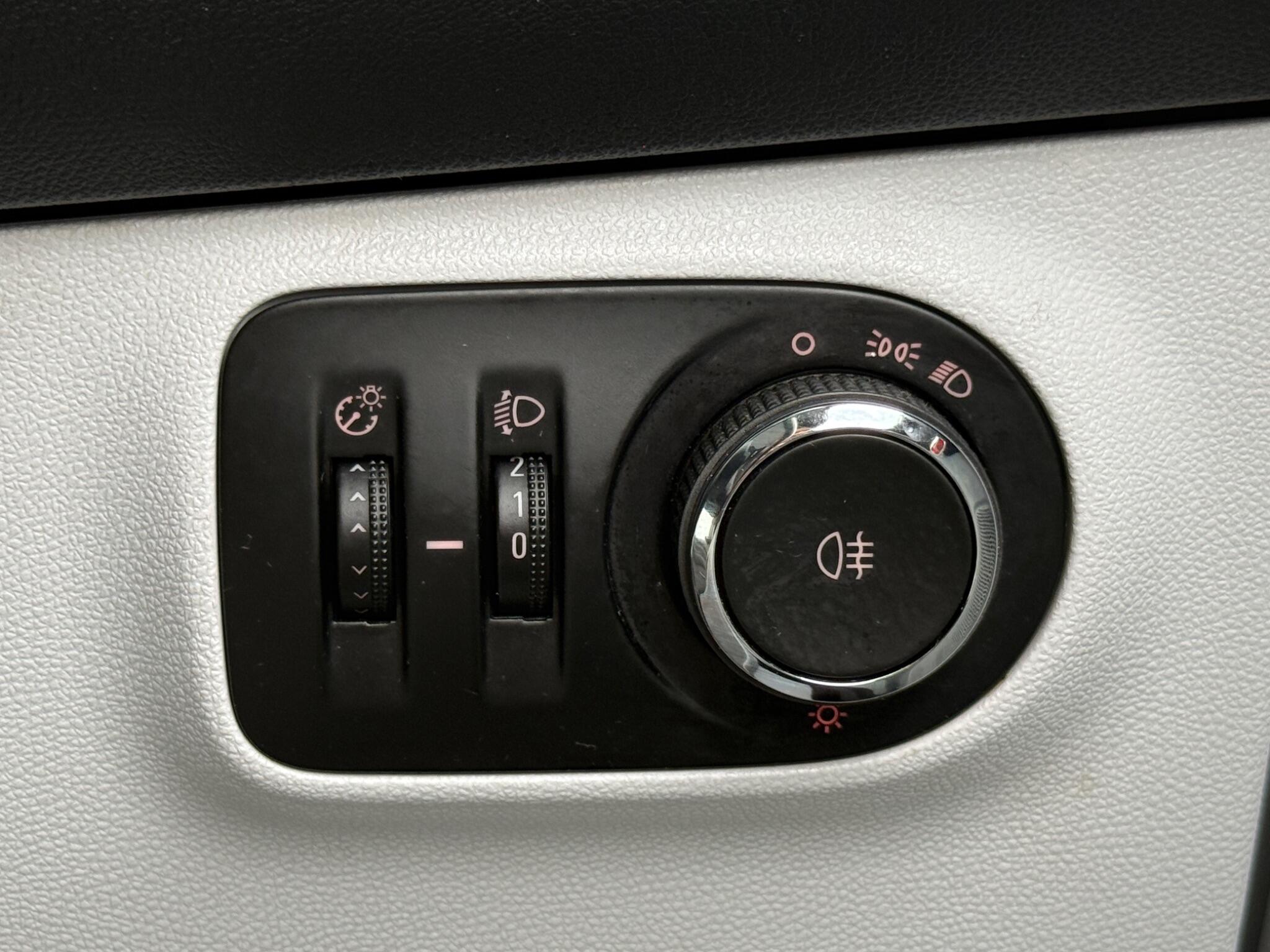 Vauxhall ADAM - Image 66