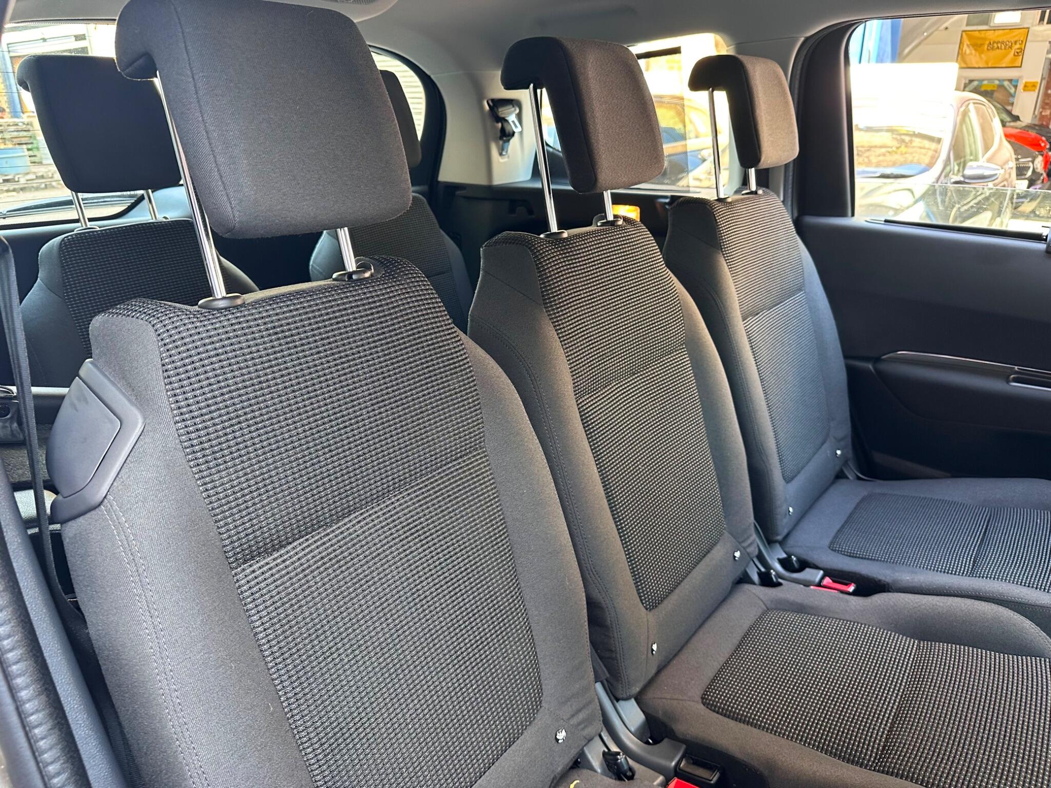Peugeot 5008 view 47