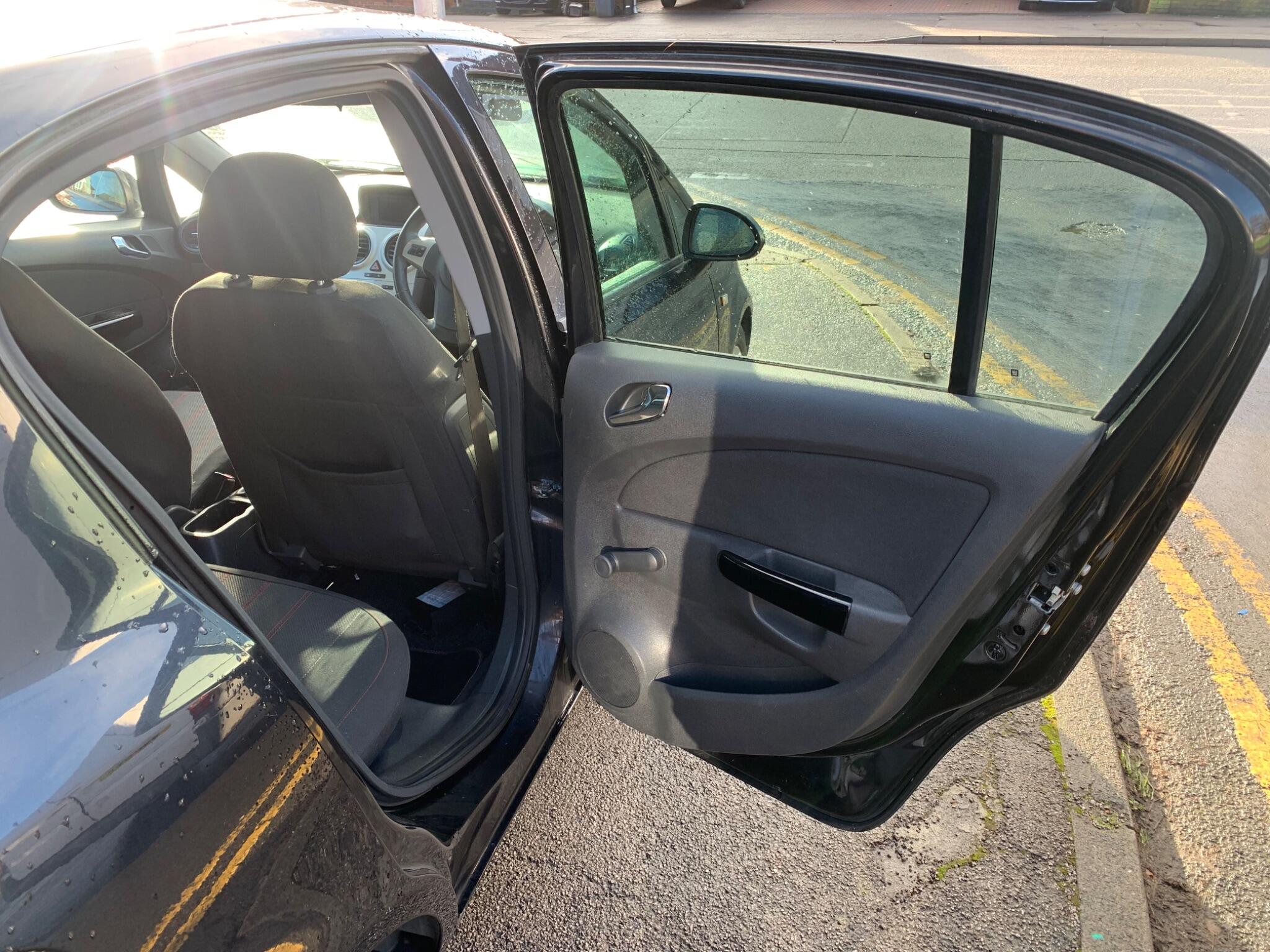 2009 Vauxhall Corsa image 45