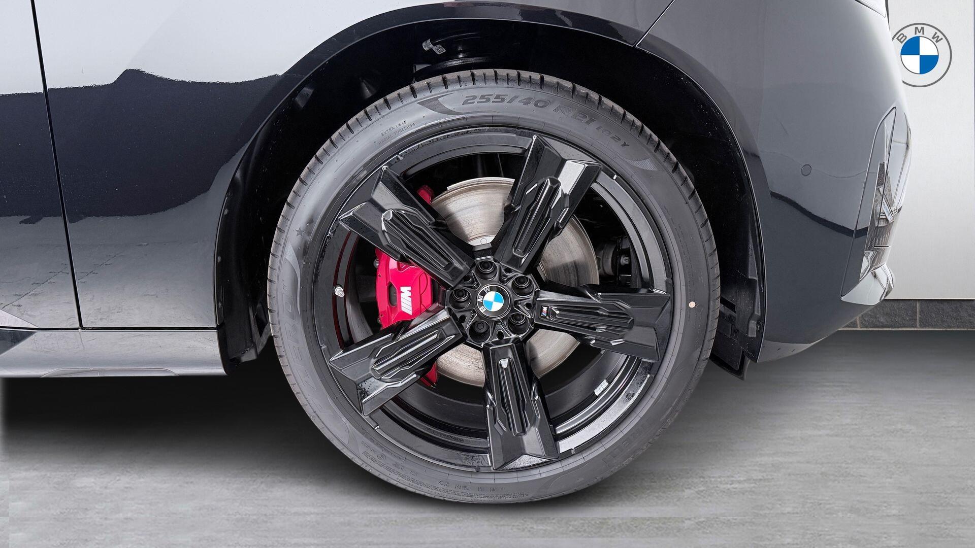 BMW X3 view 14