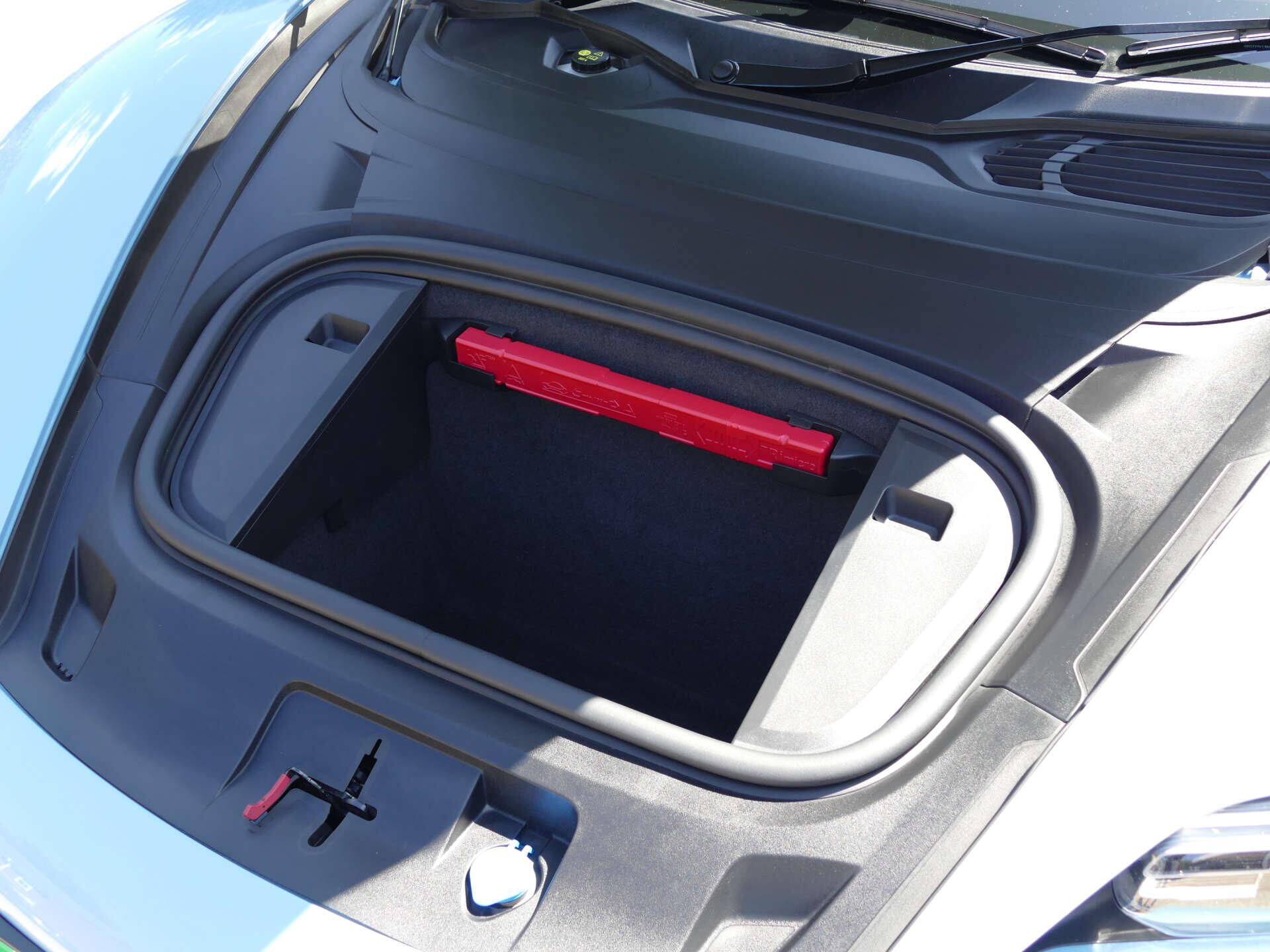 Porsche Taycan view 54