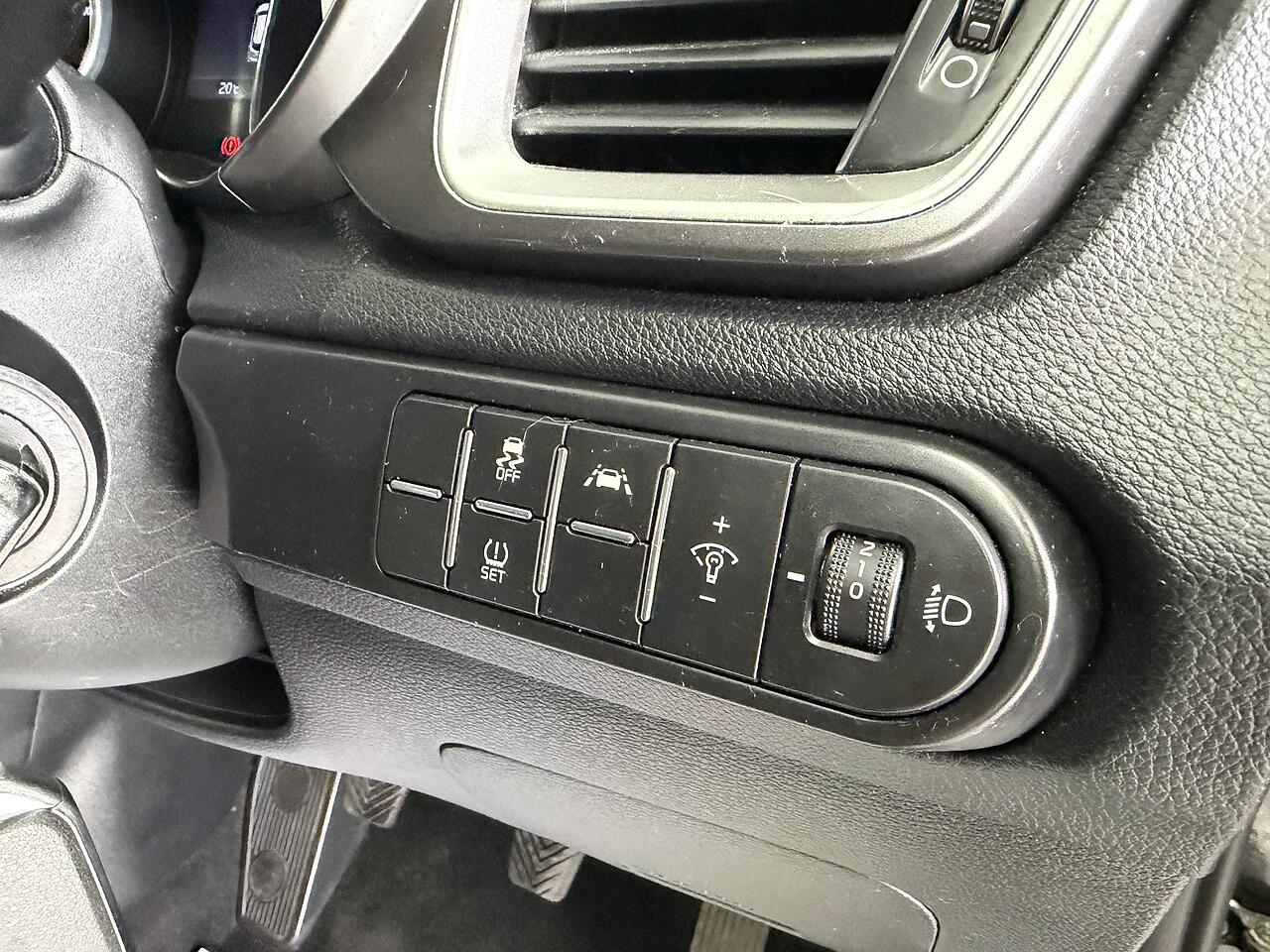 Kia Xceed view 14