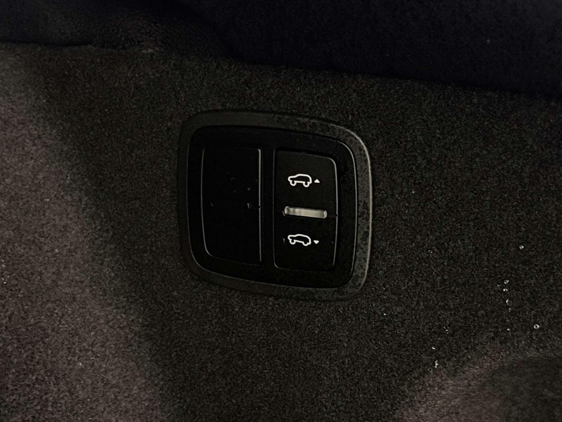Porsche Macan view 32