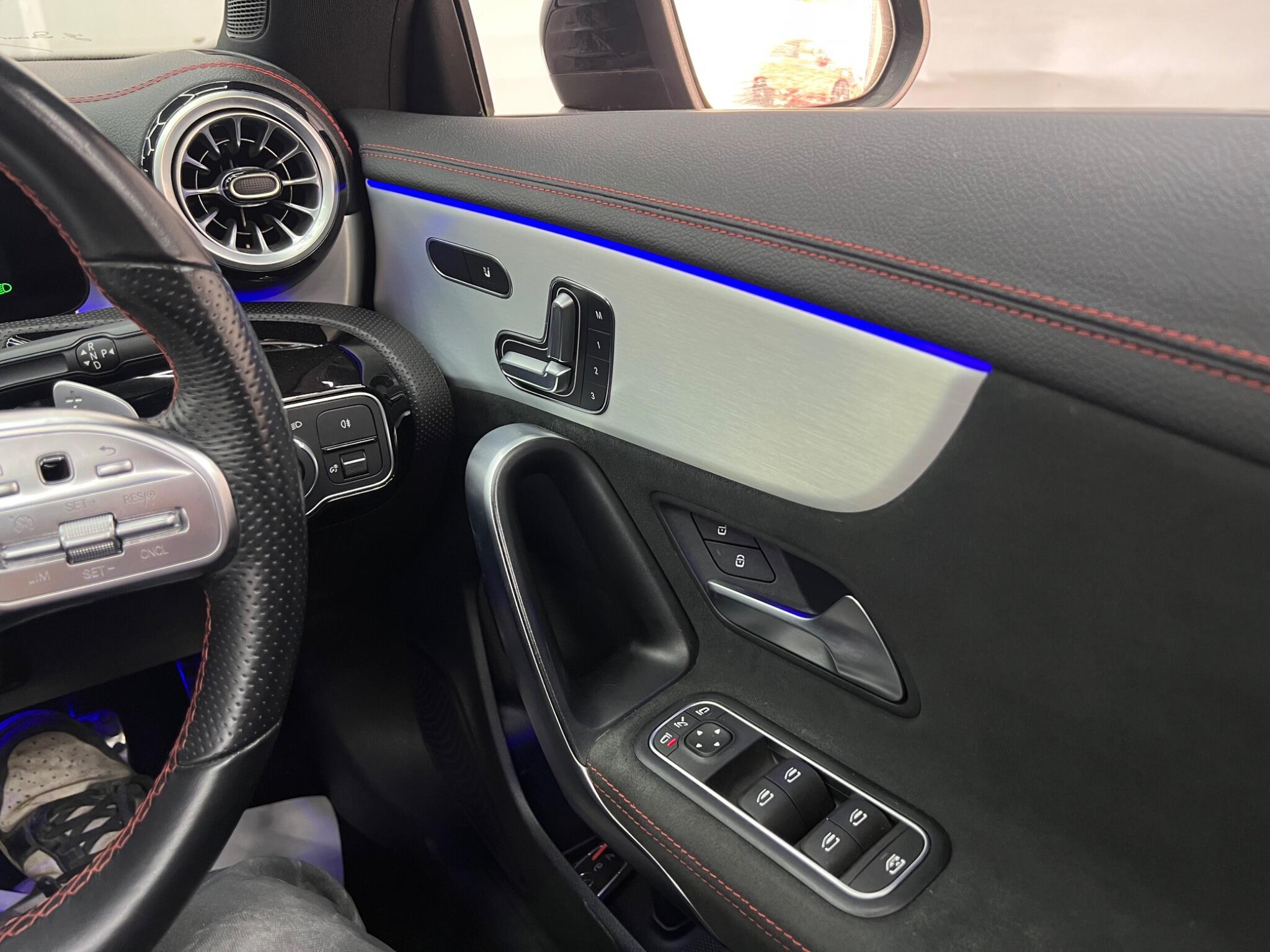 Mercedes-Benz Cla view 12