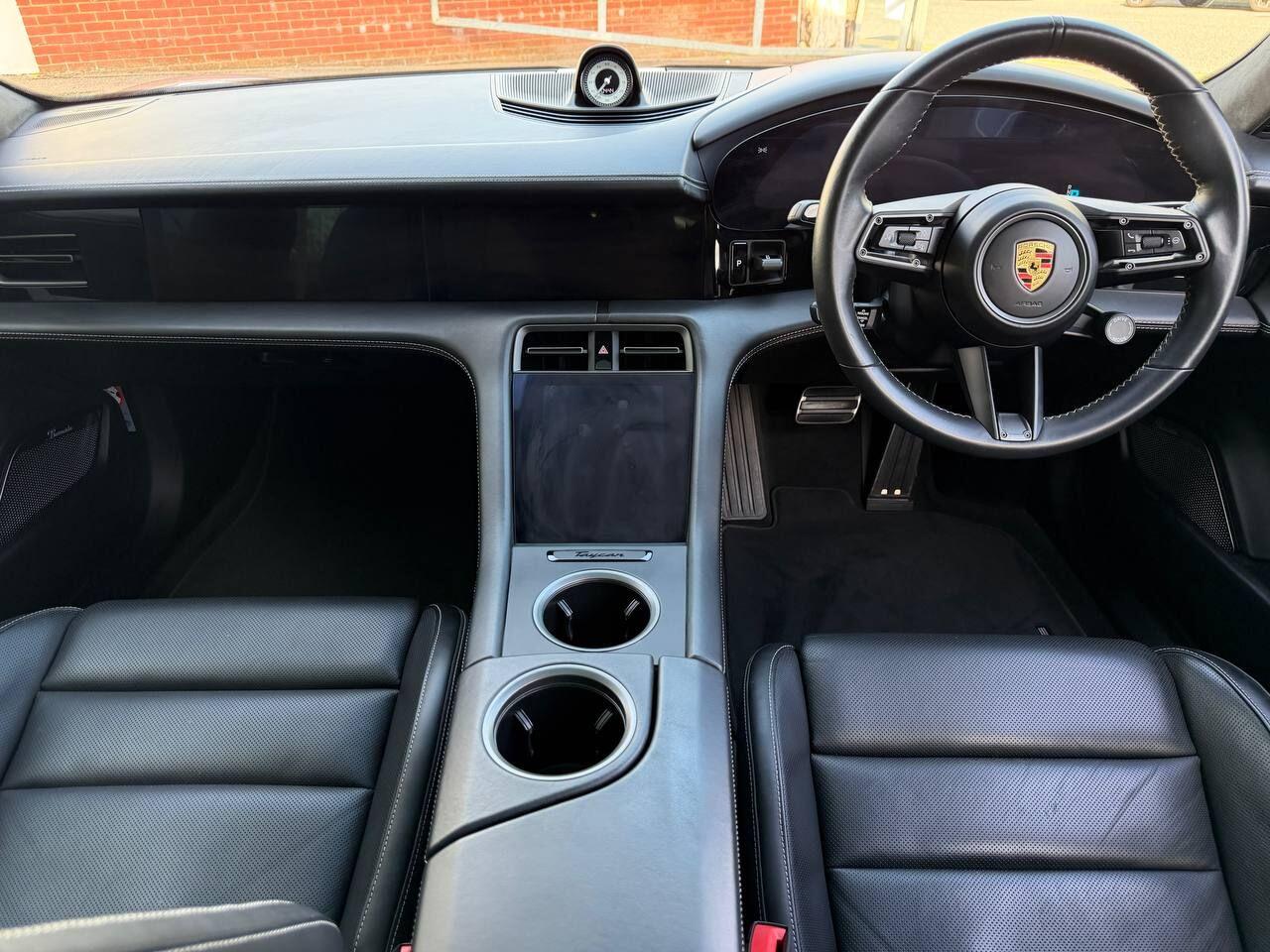 Porsche Taycan view 29