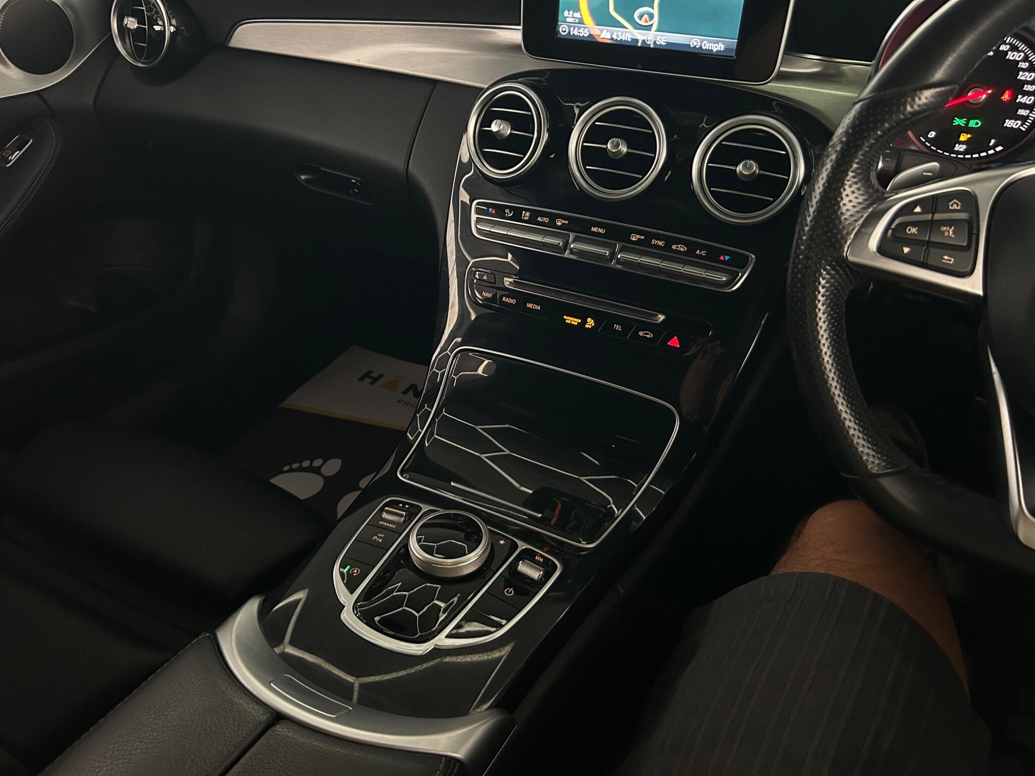 Mercedes-Benz C-Class view 19