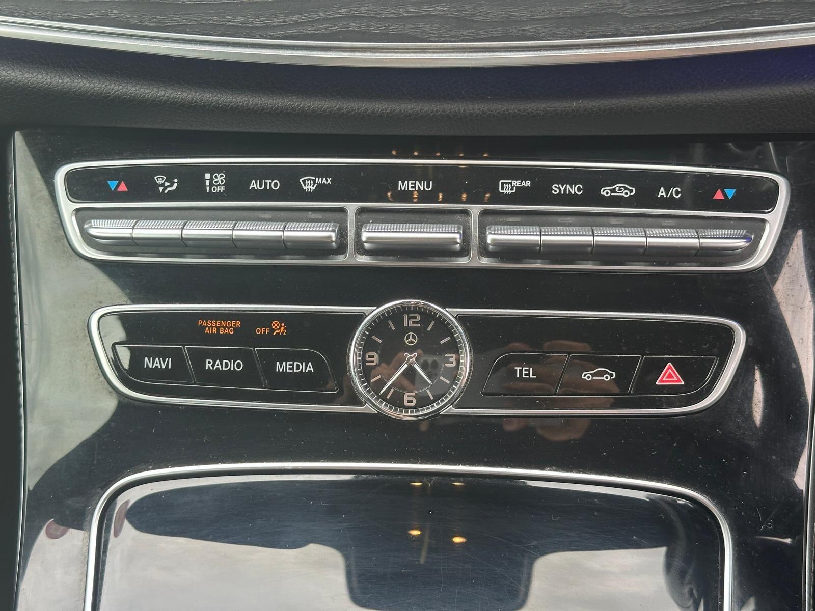 Mercedes-Benz E Class view 17