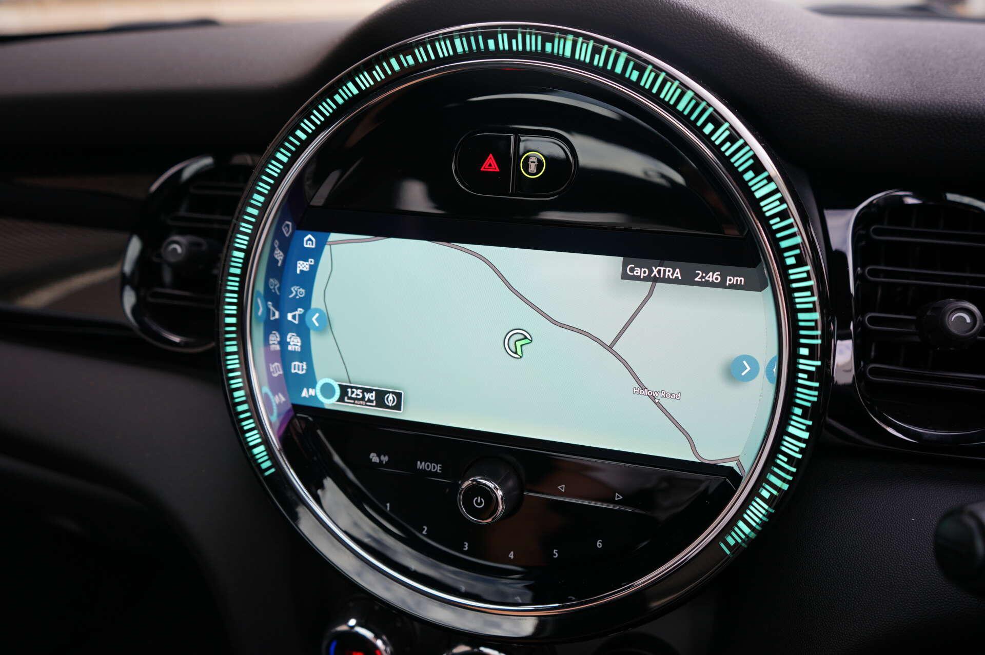 Mini Hatch view 23