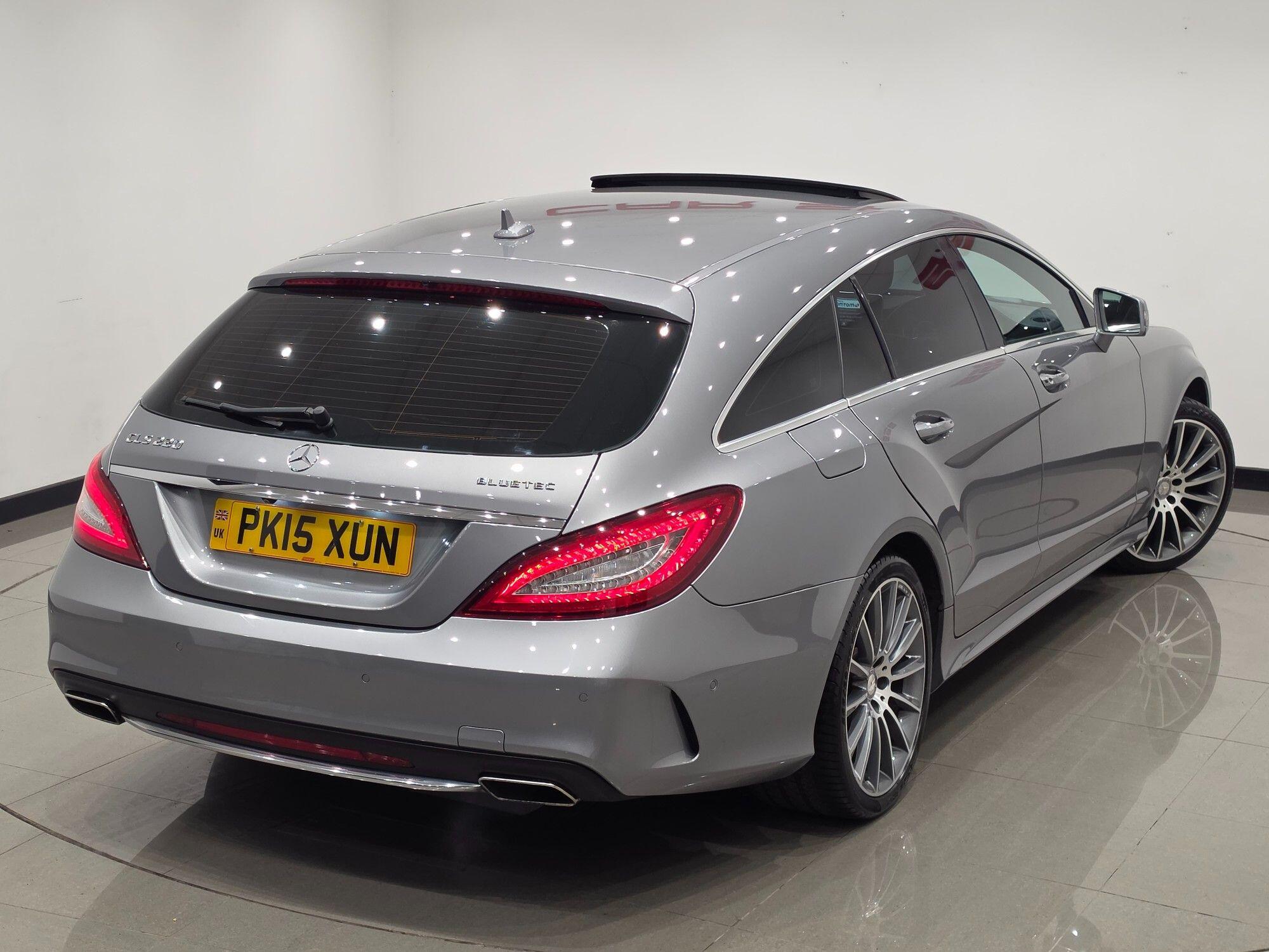 Mercedes-Benz CLS view 10