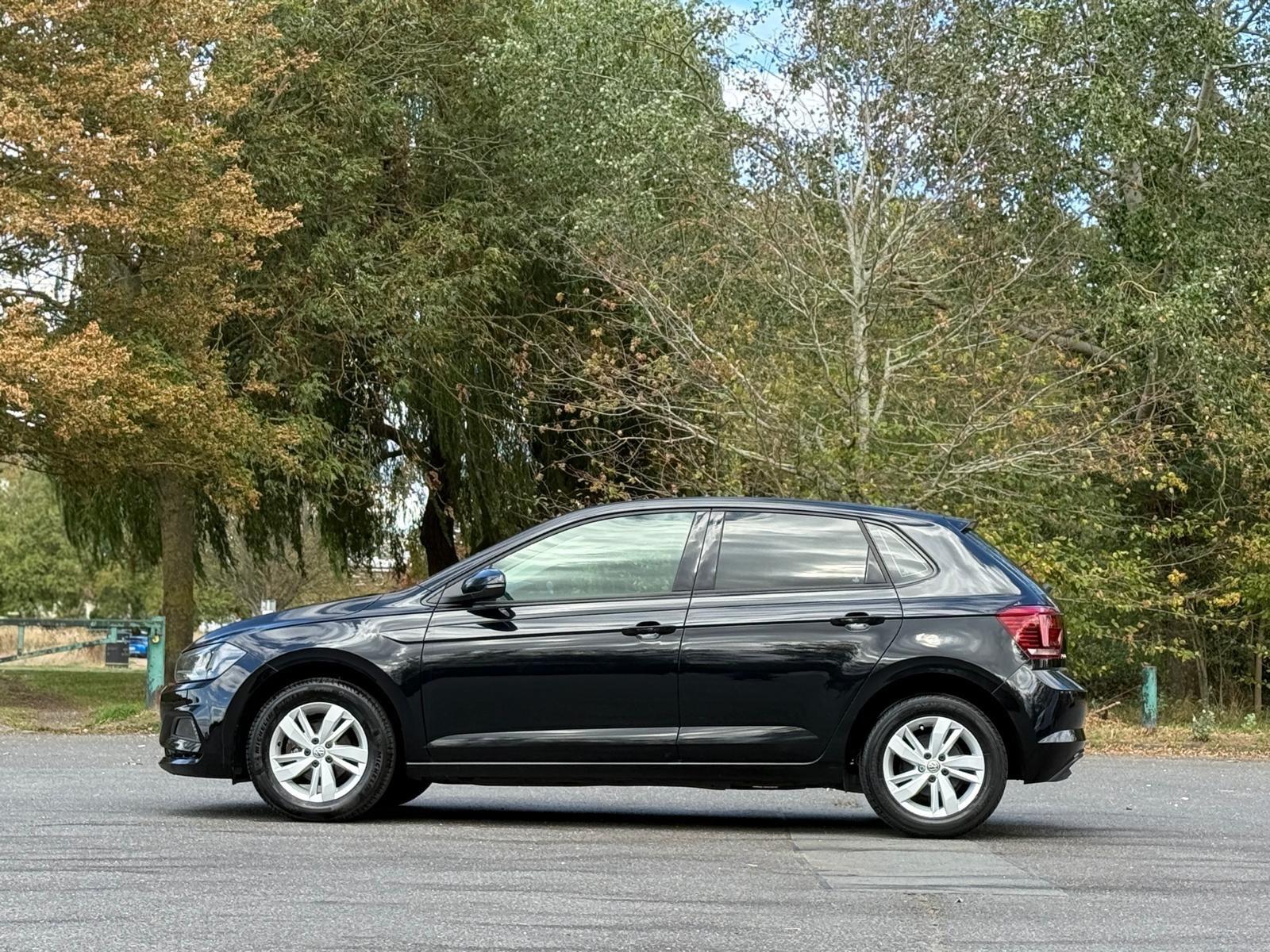 Volkswagen Polo view 12