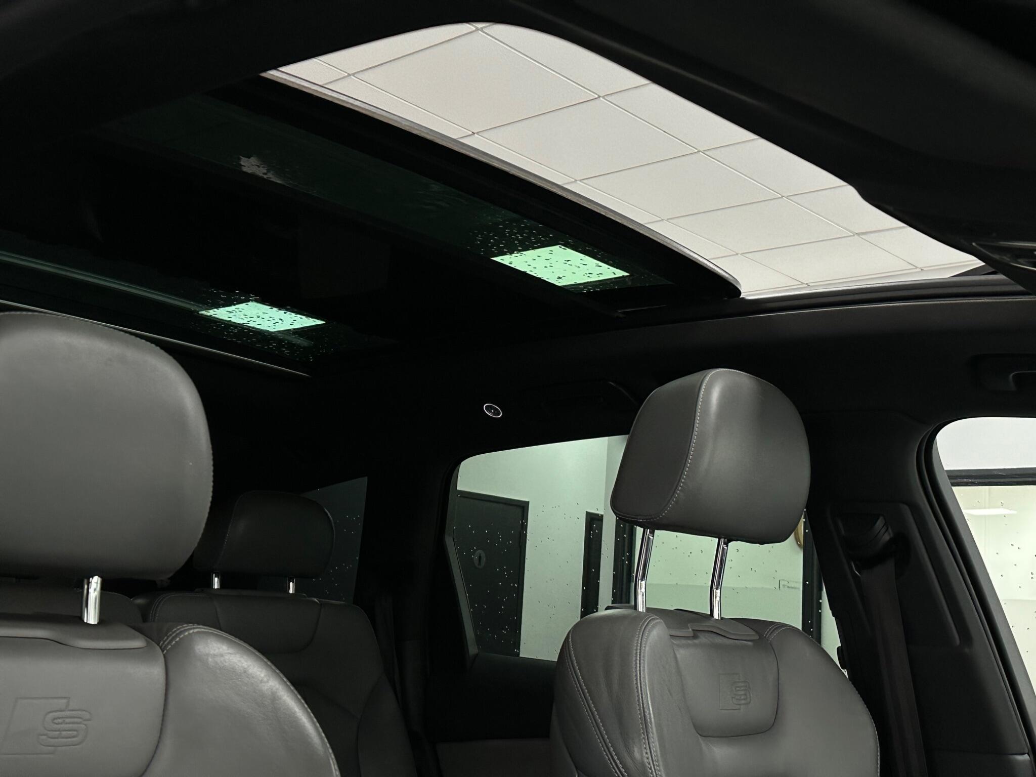 Audi Q7 view 25
