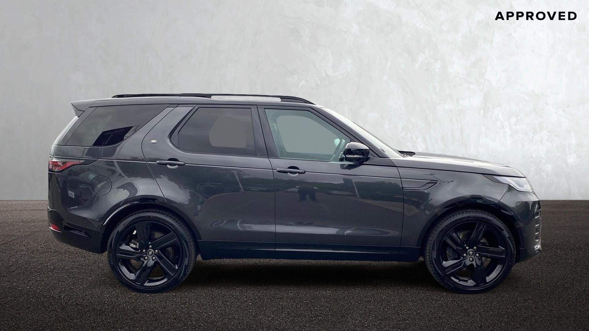 Land Rover Discovery view 5