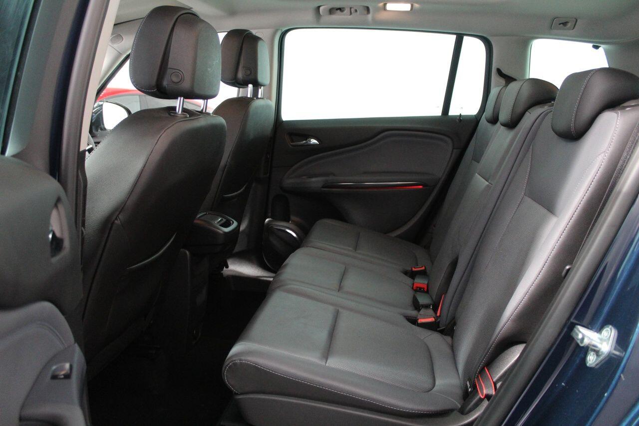 Vauxhall Zafira Tourer view 52