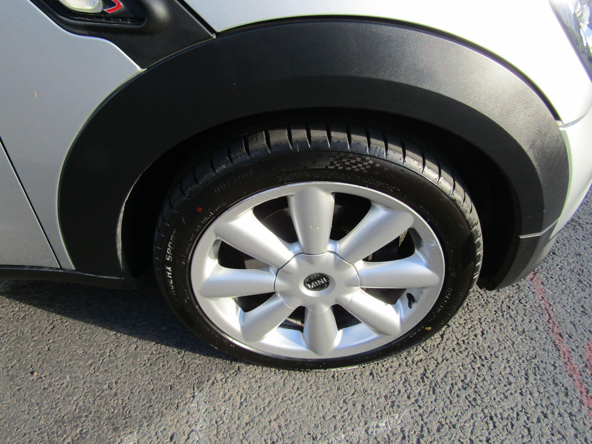 Mini Paceman view 16