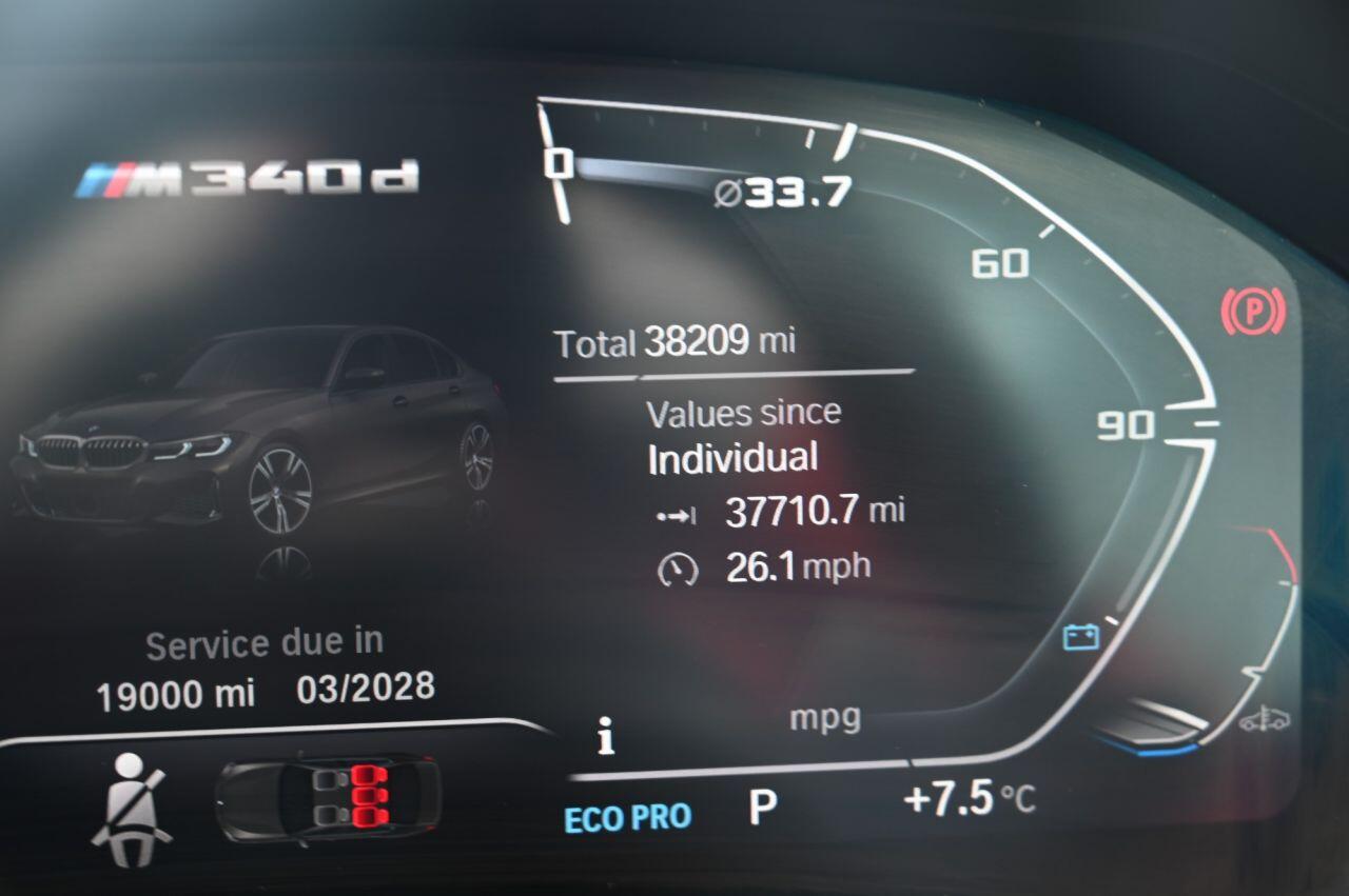 BMW 3 Series view 19