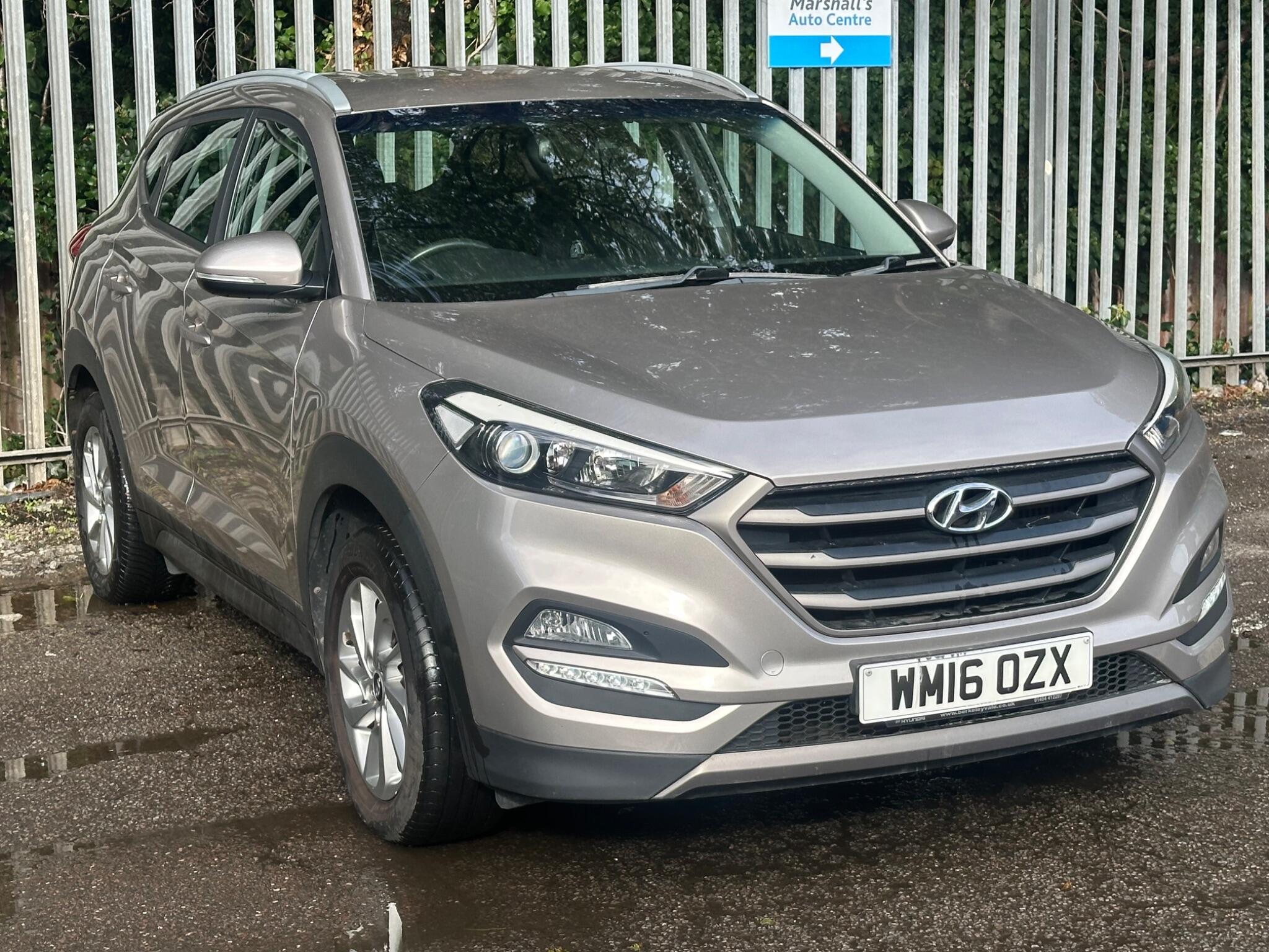 2016 Hyundai Tucson in White for sale