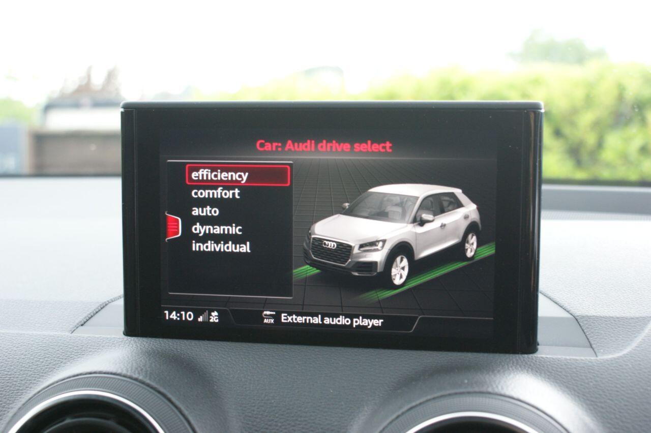 Audi SQ2 view 62