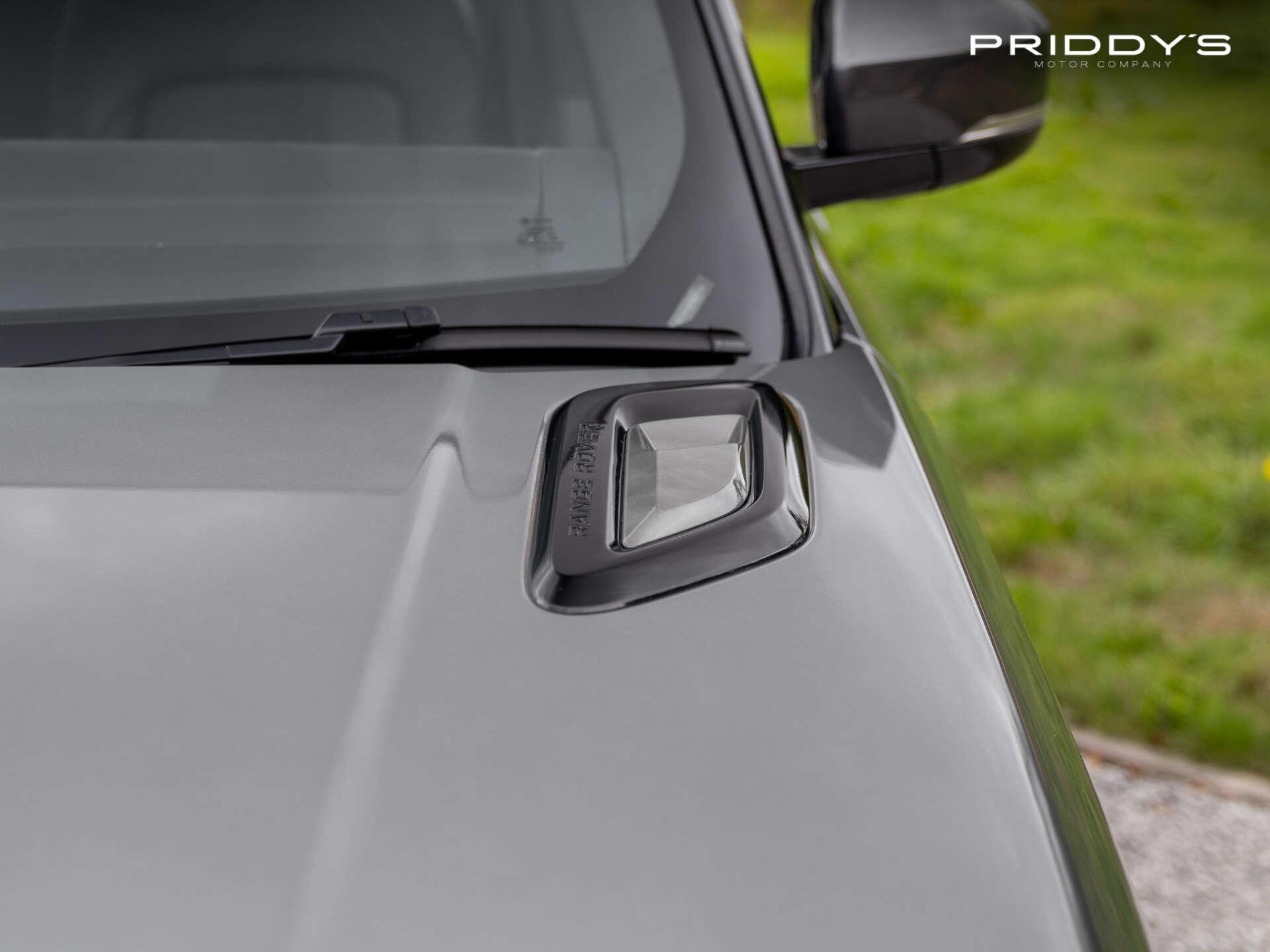 Land Rover Range Rover Sport view 15