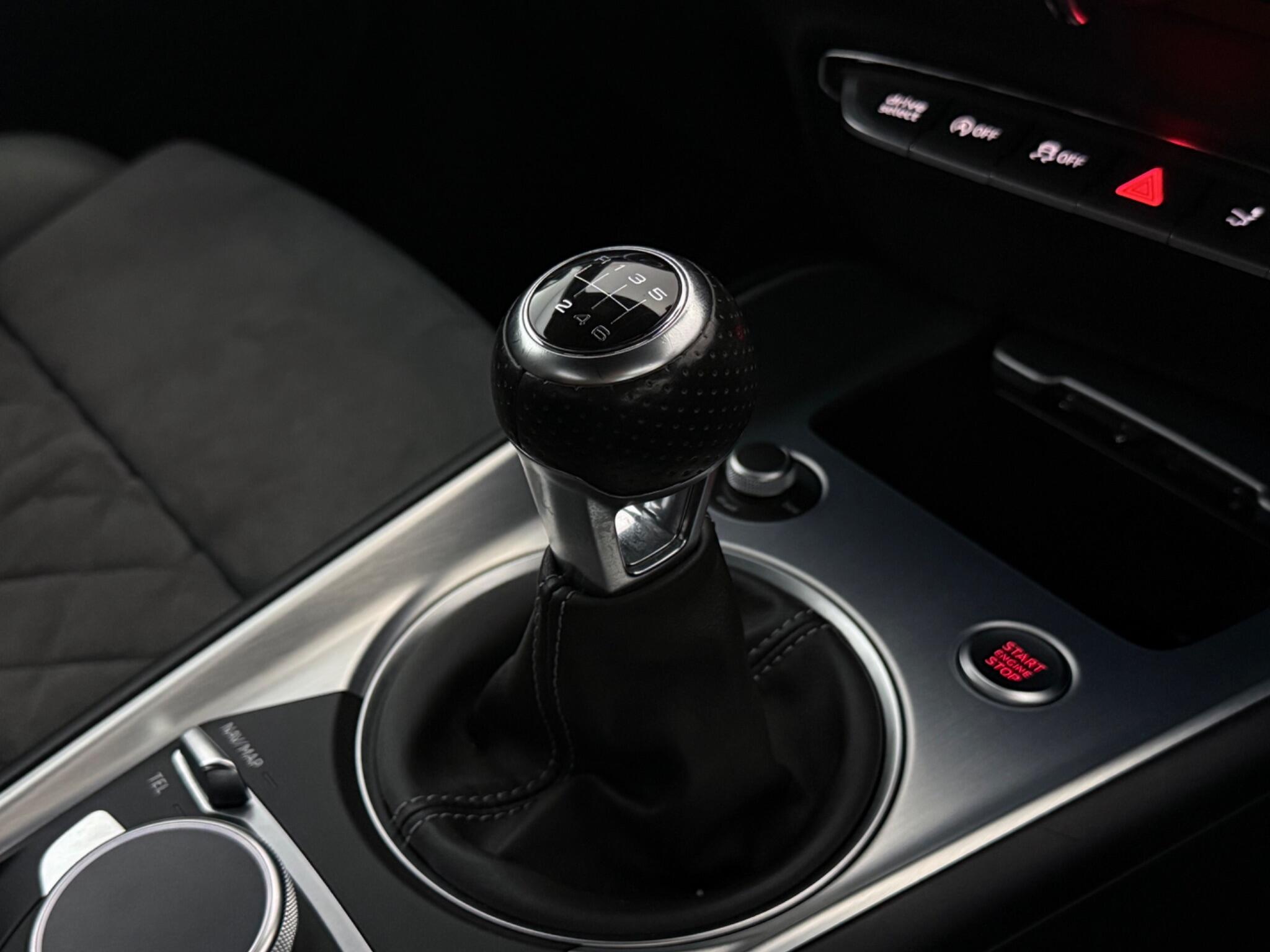 Audi TT view 26