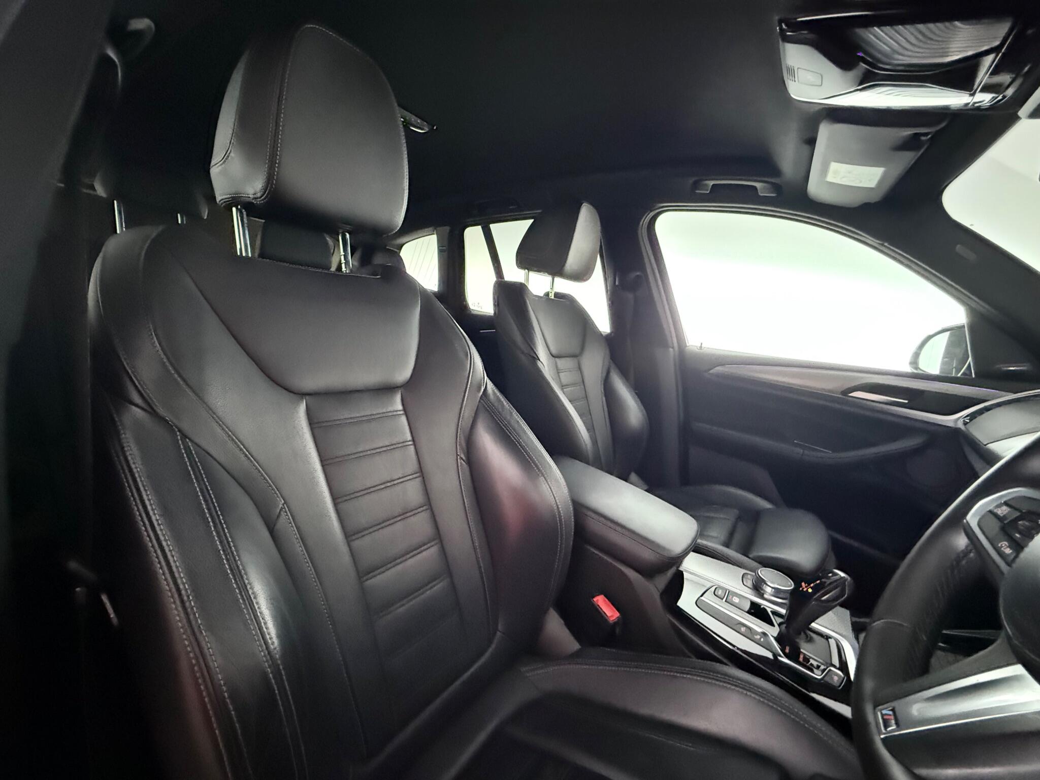 BMW X3 view 28