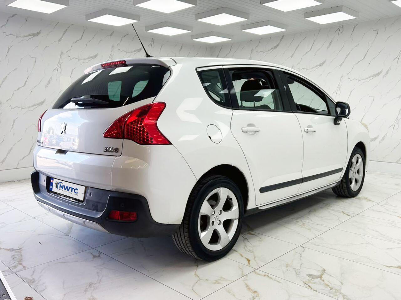 Peugeot 3008 view 12