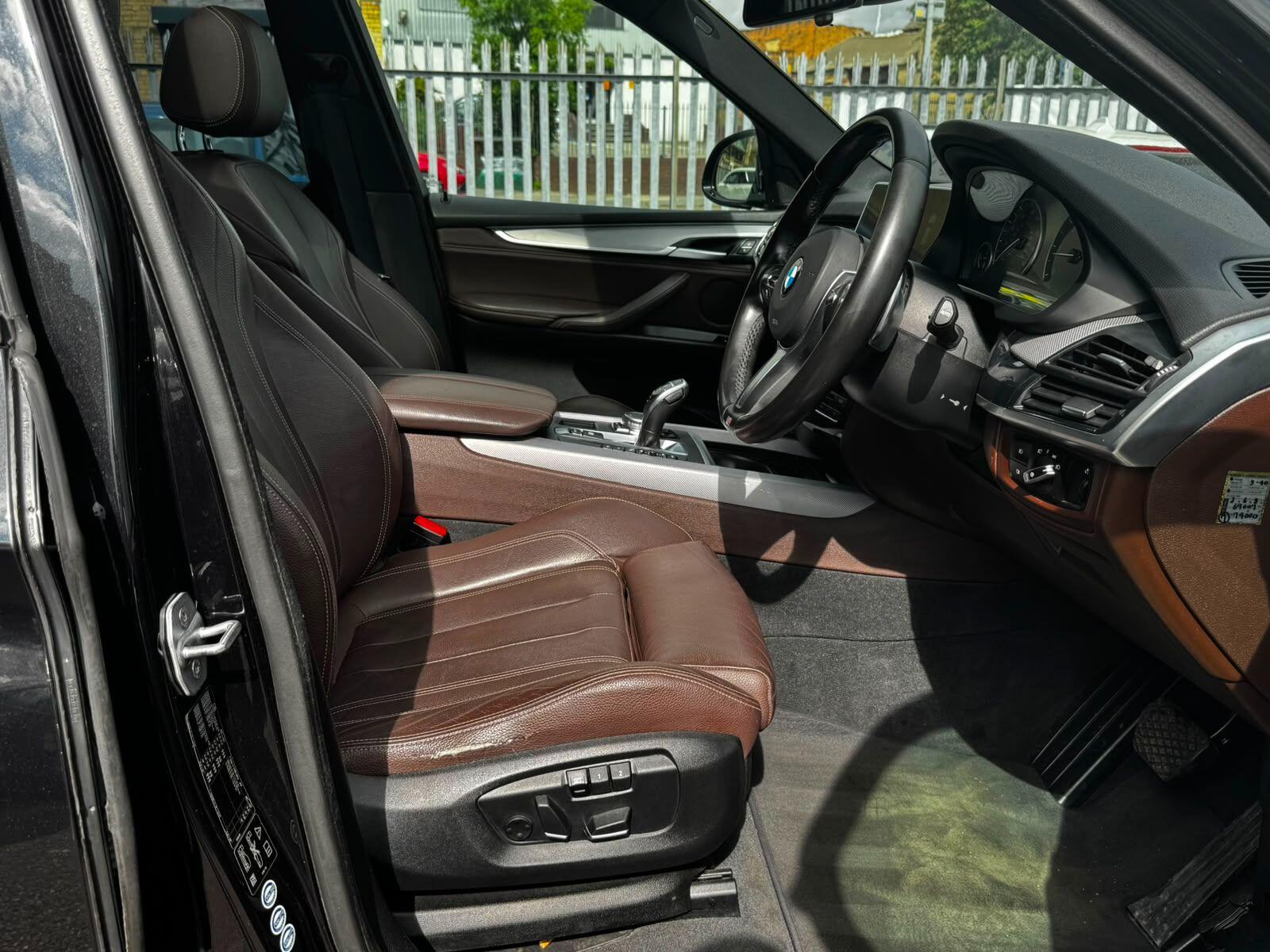 BMW X5 view 18