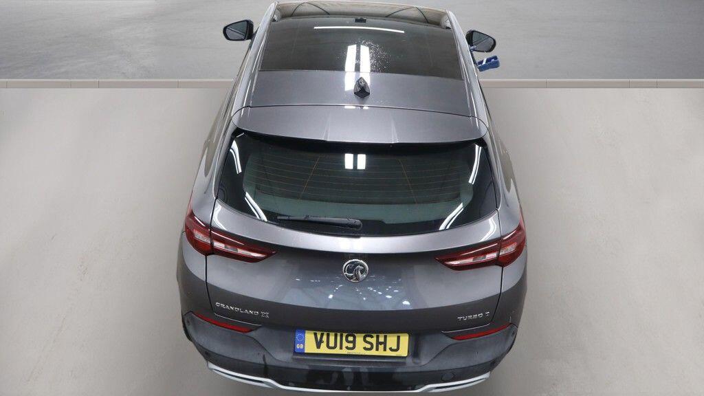 Vauxhall Grandland X view 5
