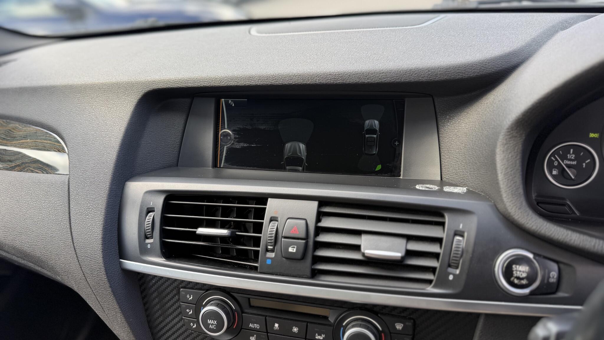 BMW X3 view 24