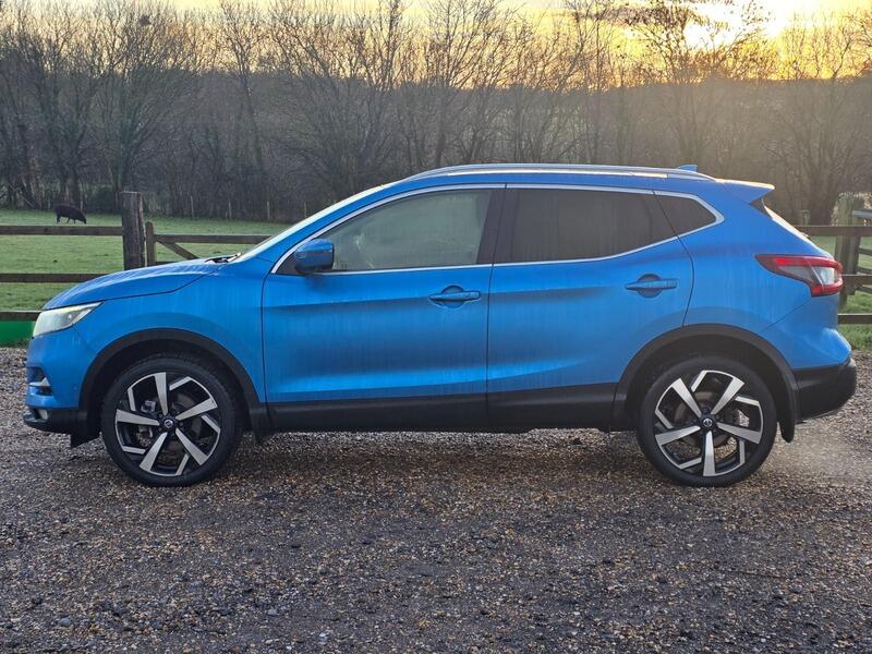 2017 Nissan Qashqai 1.2 DIG-T Tekna 2WD Euro 6 (s/s) 5dr • 58,000 miles image 11