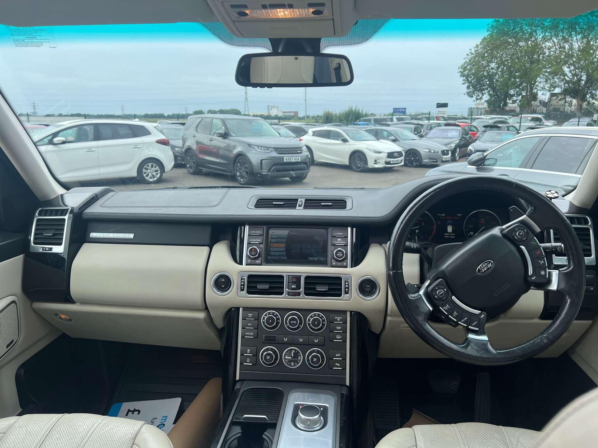 Land Rover Range Rover view 55