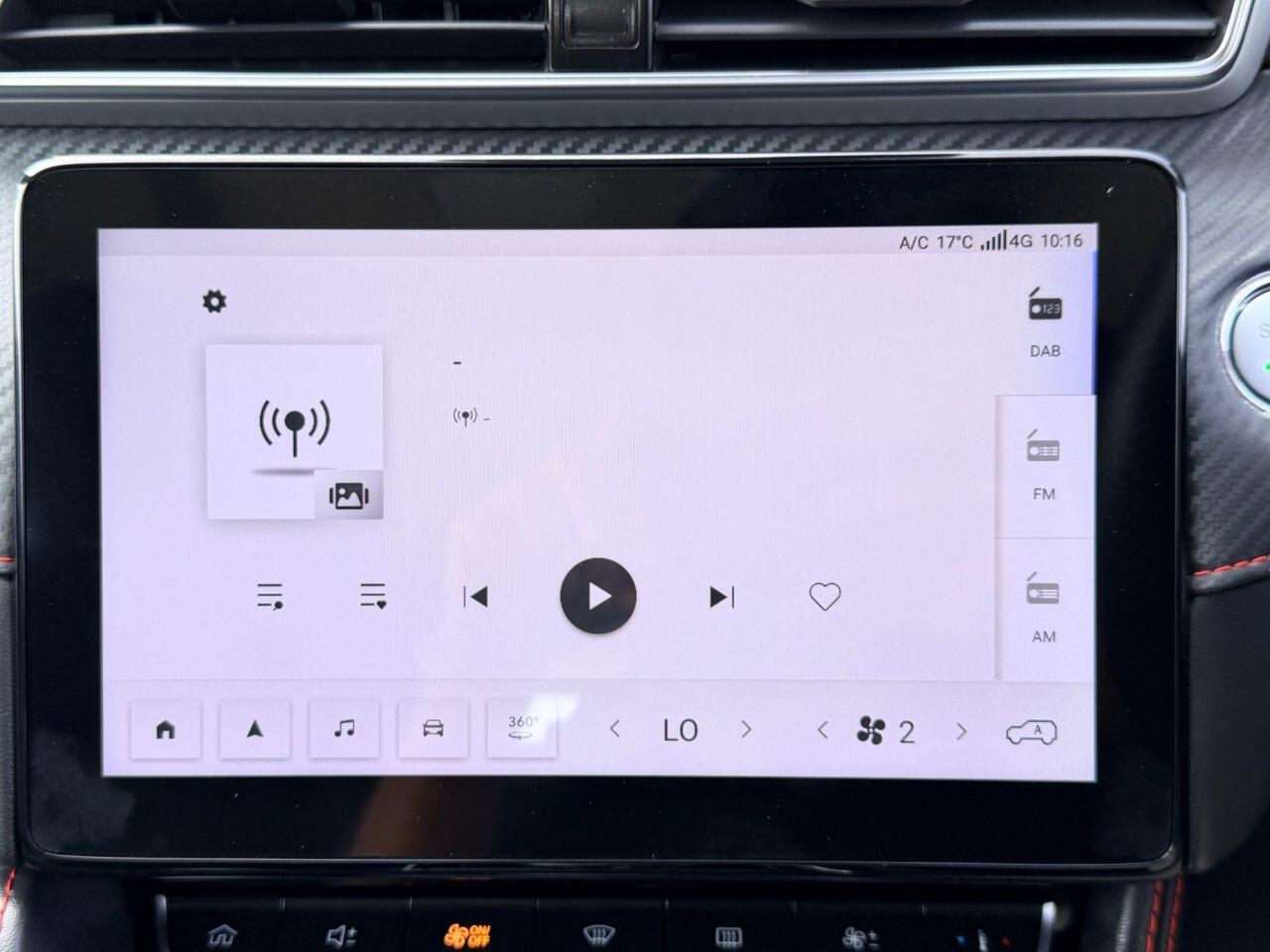 MG ZS view 47