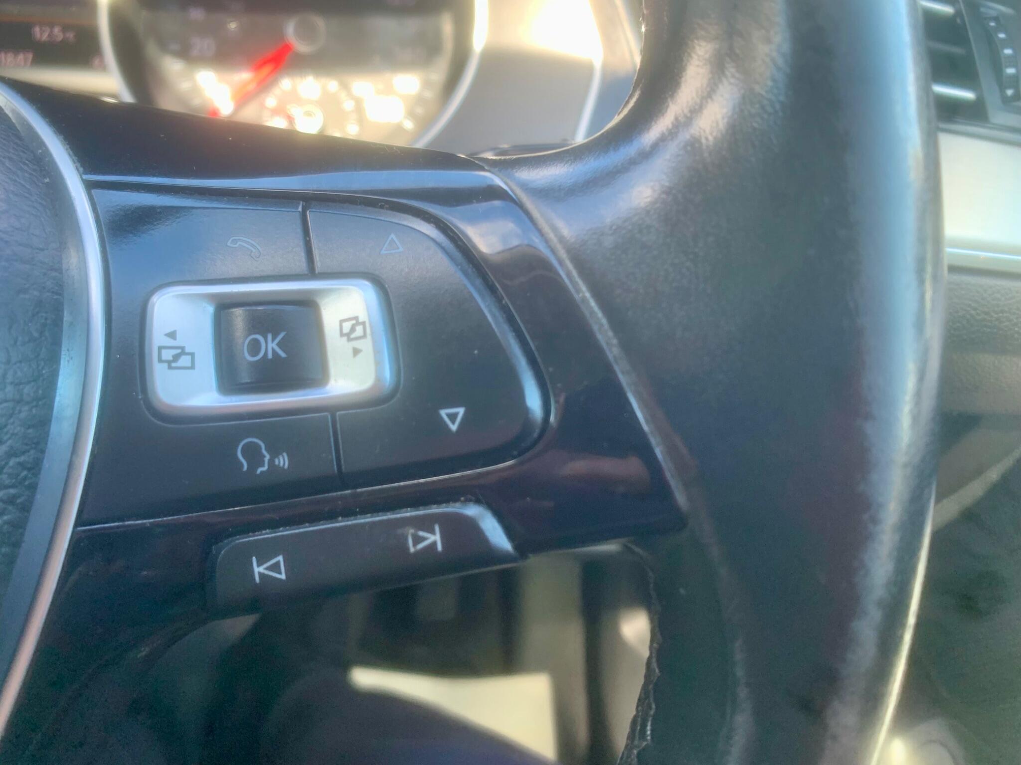 Volkswagen Passat view 53
