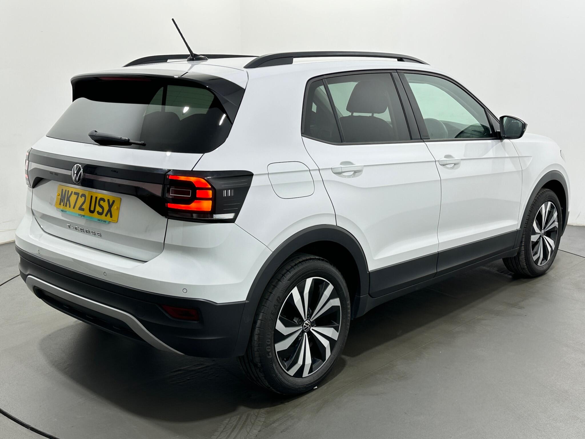 Volkswagen T-Cross view 50